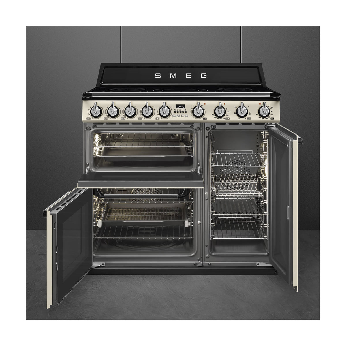 Cocina de inducción Smeg TR93IP2 de 90 cm con tres hornos, crema