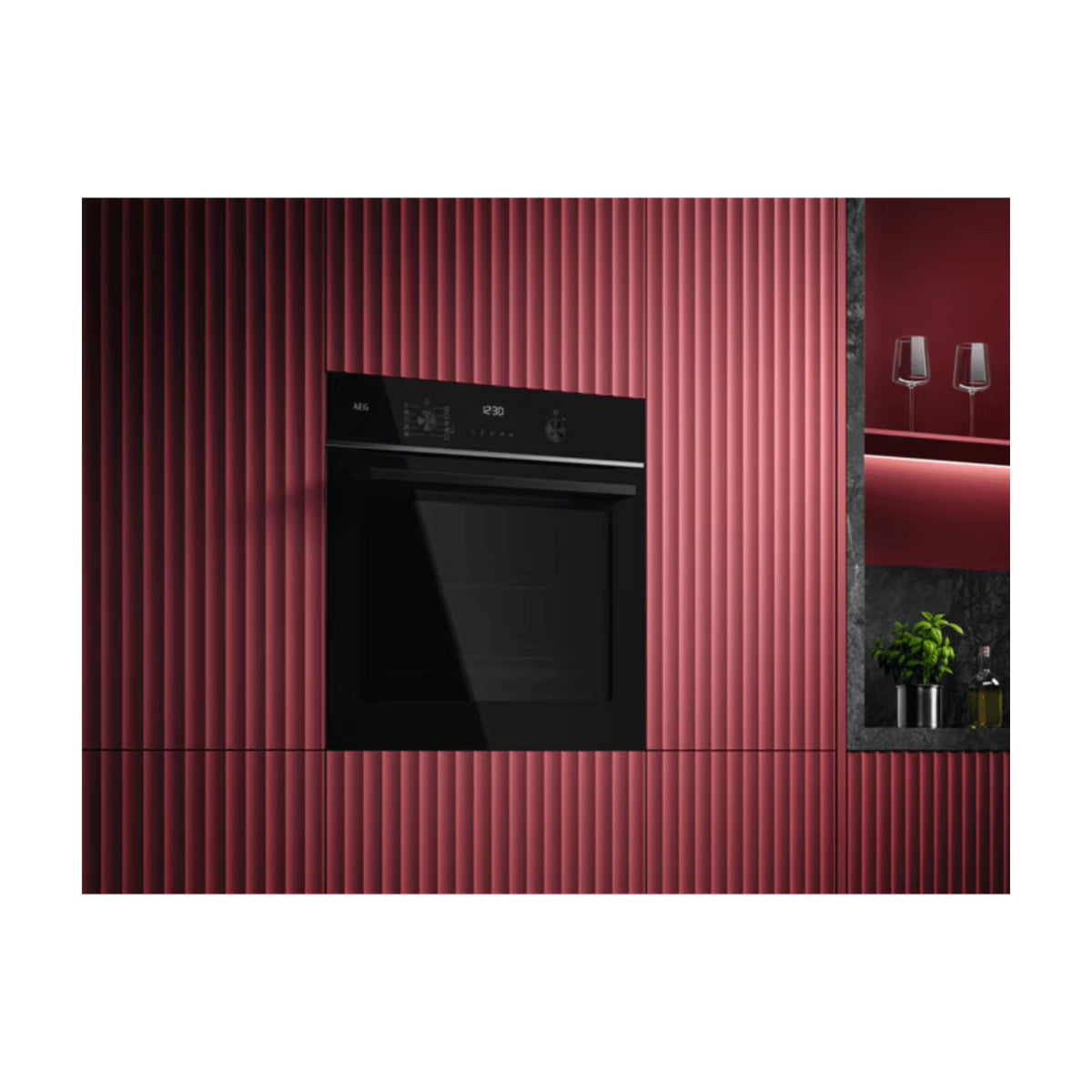 Horno multifunción AEG OU5PB41WSB de 72 l con limpieza pirolítica