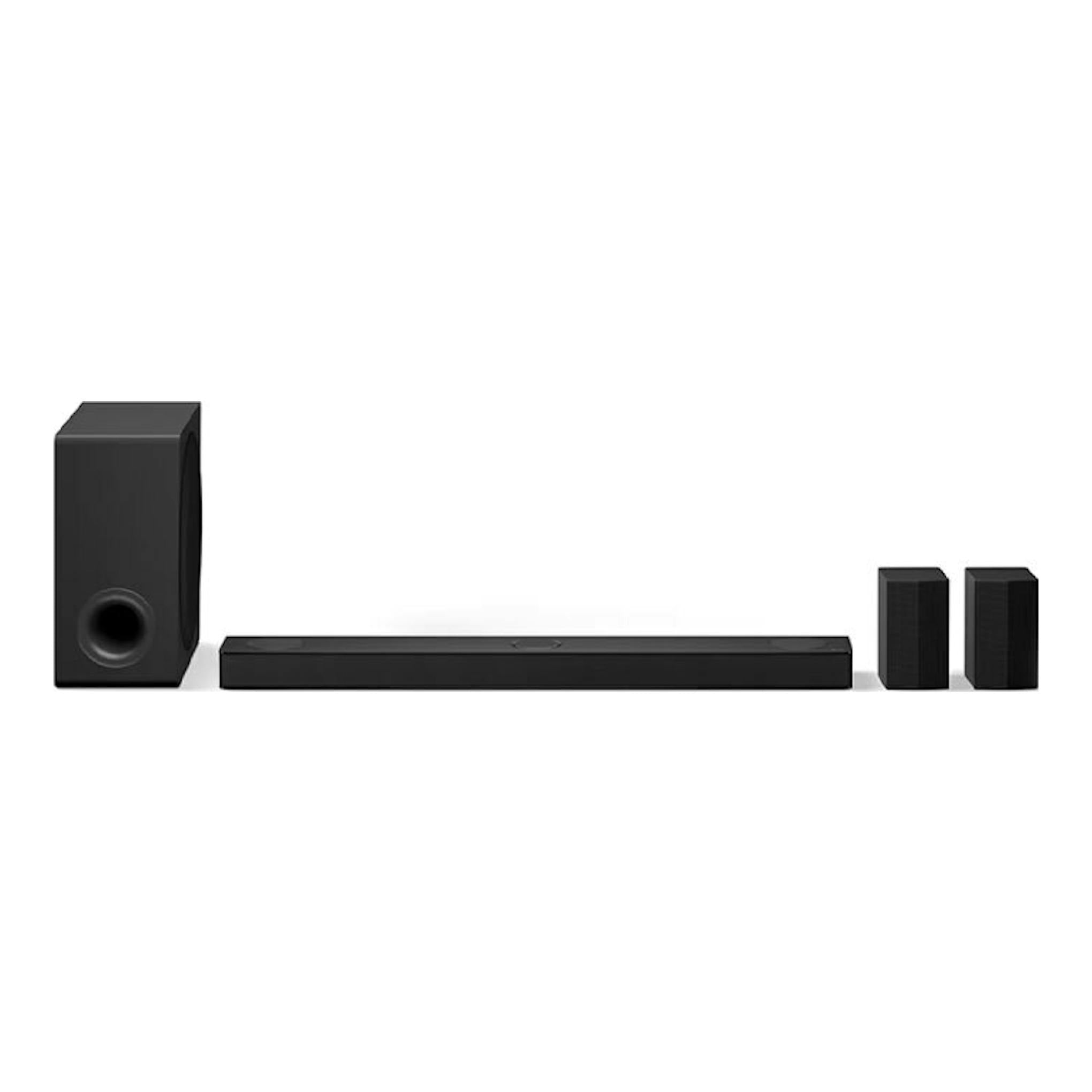 LG S80TR: barra de sonido negra con subwoofer y dos altavoces traseros, vista frontal sobre fondo blanco.