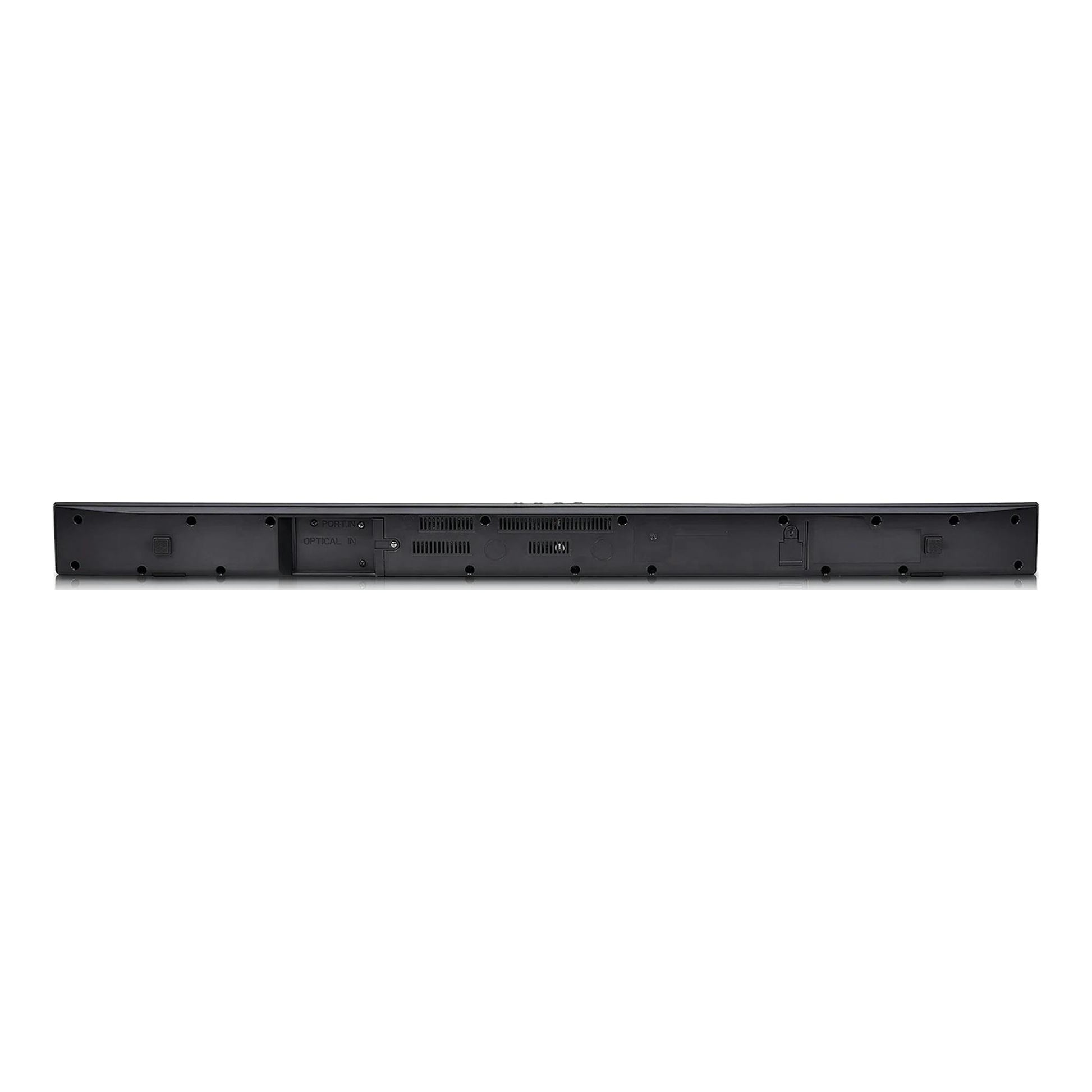 Barra de sonido LG SQC2 negra, vista trasera horizontal con puertos y ventilaciones.