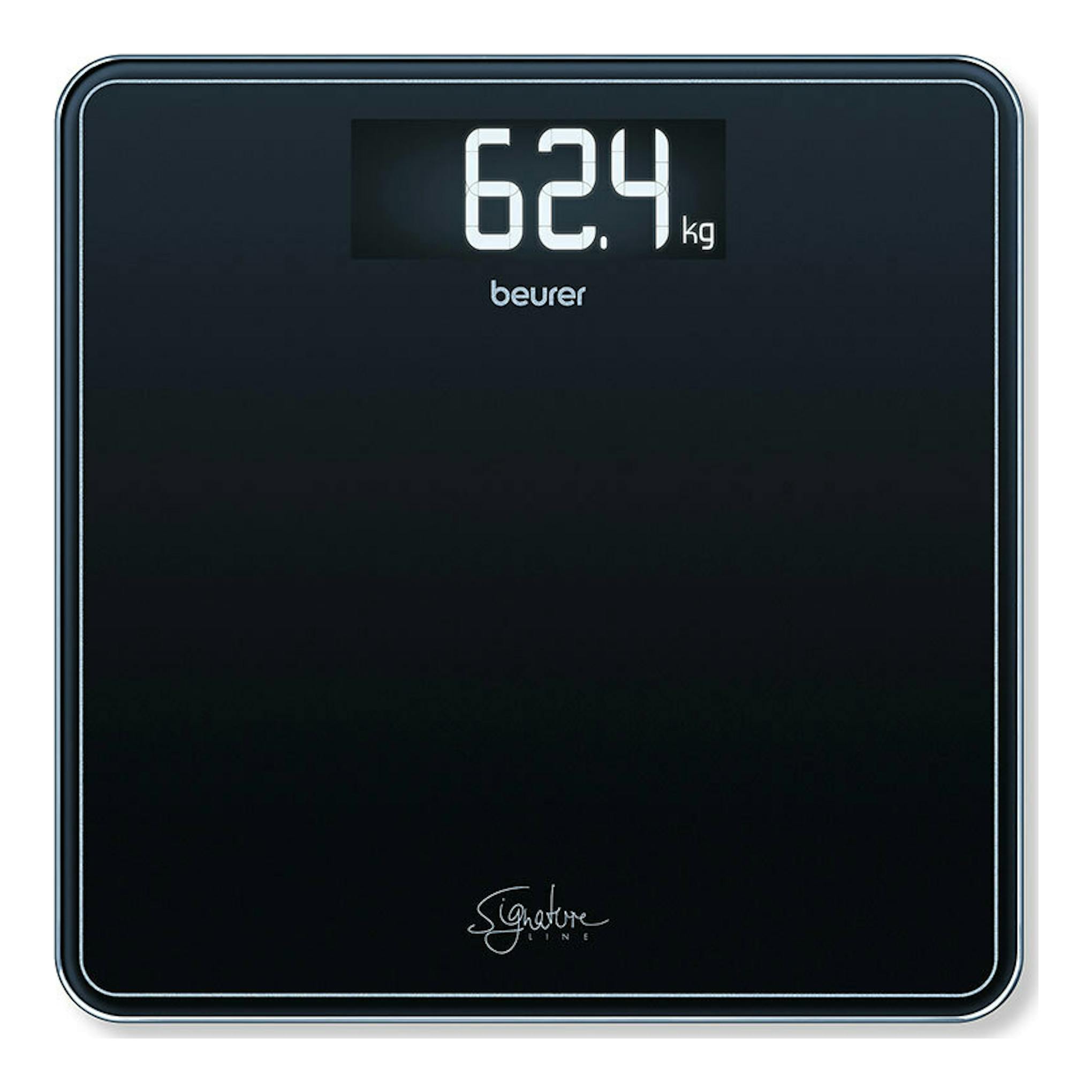 Báscula digital Beurer GS 400 negra, vista frontal, con pantalla superior mostrando 62,4 kg.