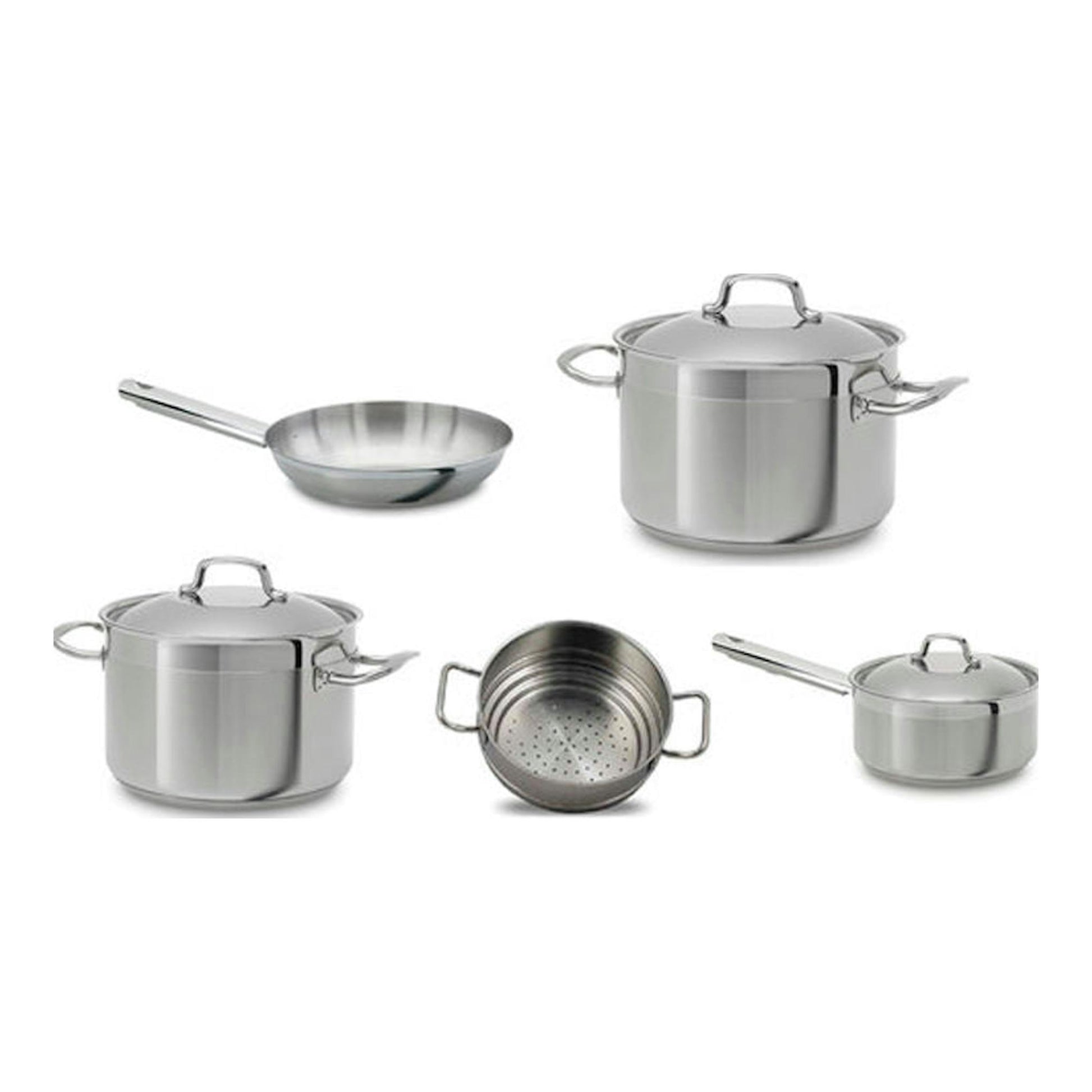 Batería de cocina Teka de acero inoxidable para inducción: ollas, cazo y couscoussier sobre fondo blanco.