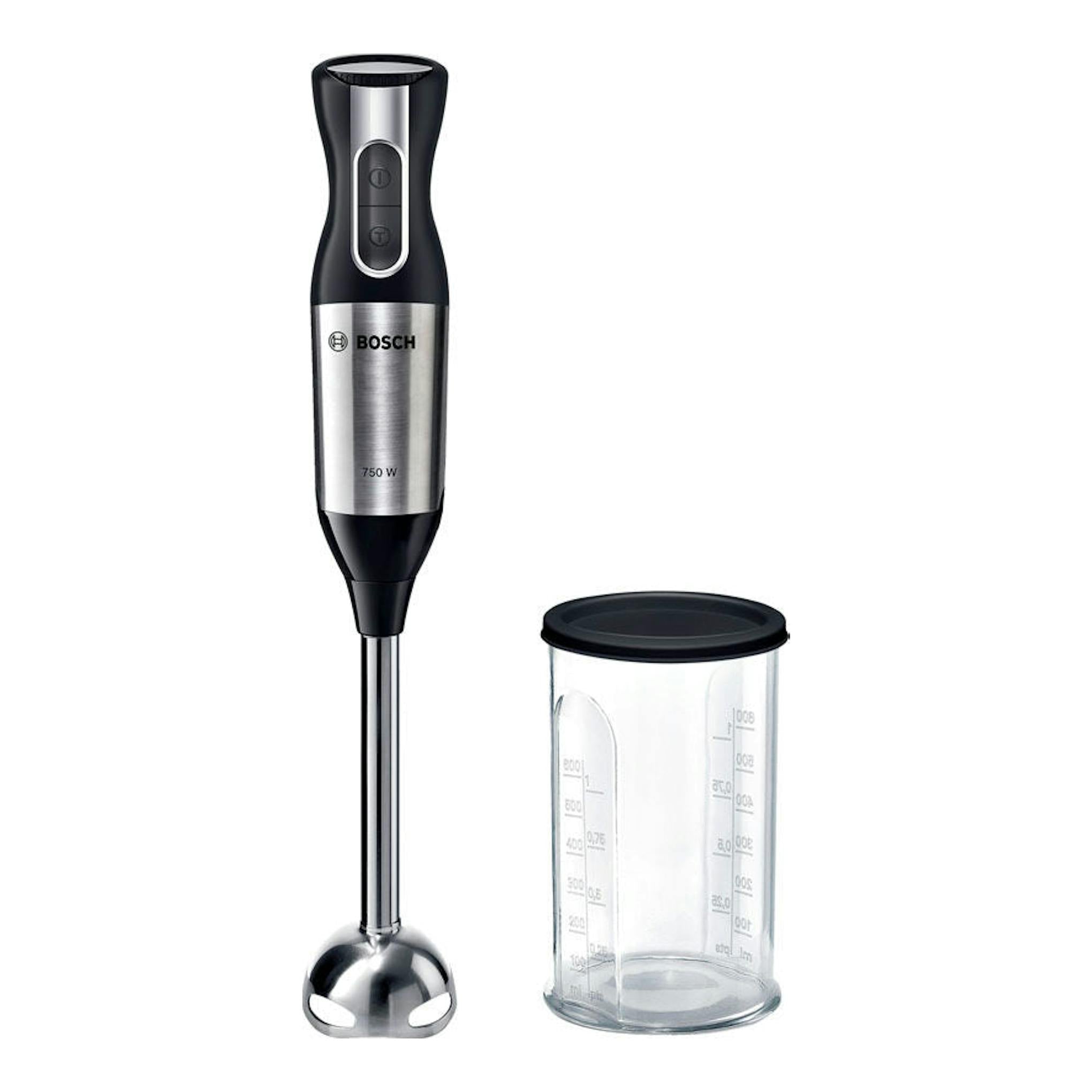Batidora de mano Bosch MSM6S10B negra y acero inoxidable, vista frontal, con vaso medidor transparente.