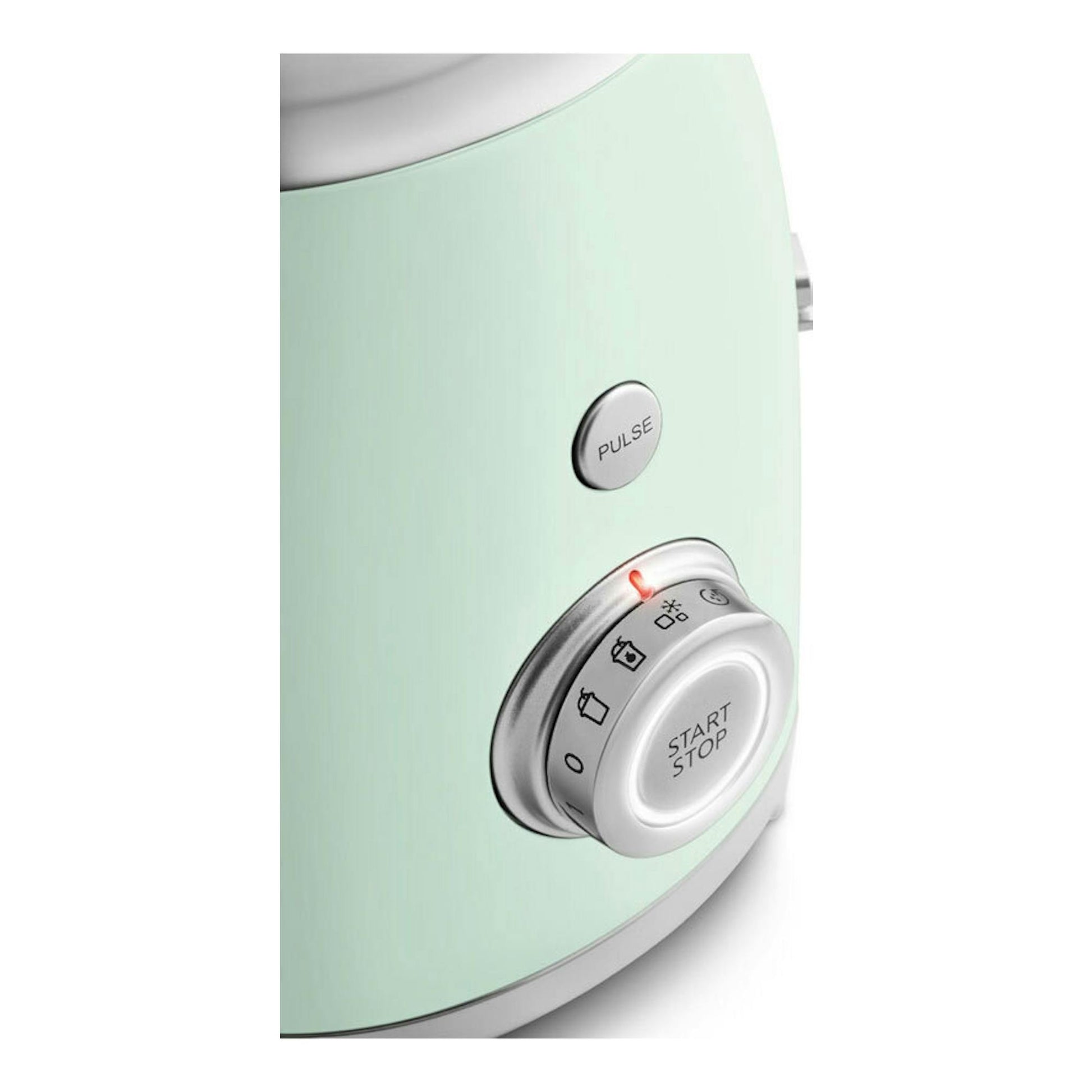 Smeg BLF03PGEU batidora de vaso verde menta, detalle frontal del panel con dial y botón Pulse.