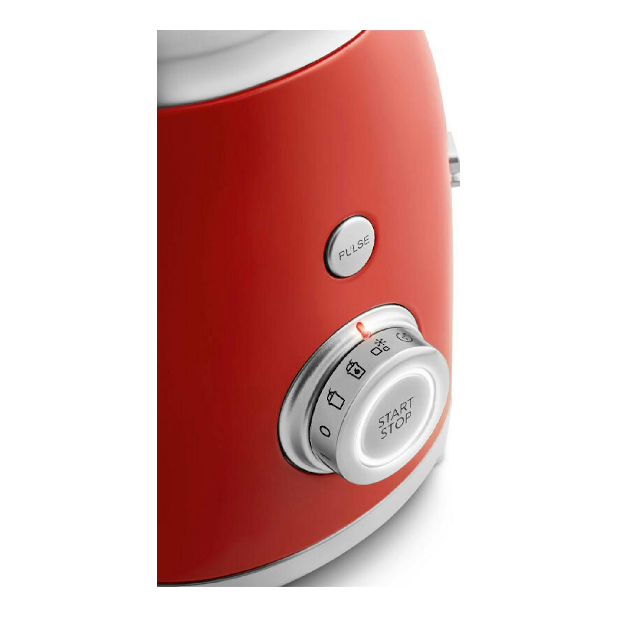 Batidora de vaso Smeg BLF03RDEU roja, vista en primer plano del panel con botón PULSE y selector START/STOP.