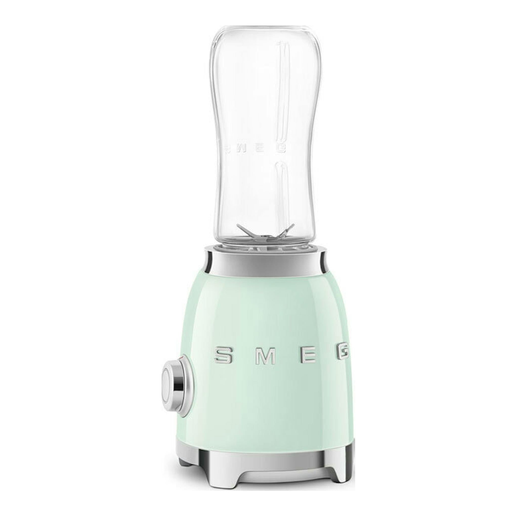 Batidora de vaso Smeg PBF01PGEU verde agua, vista frontal, con vaso transparente.