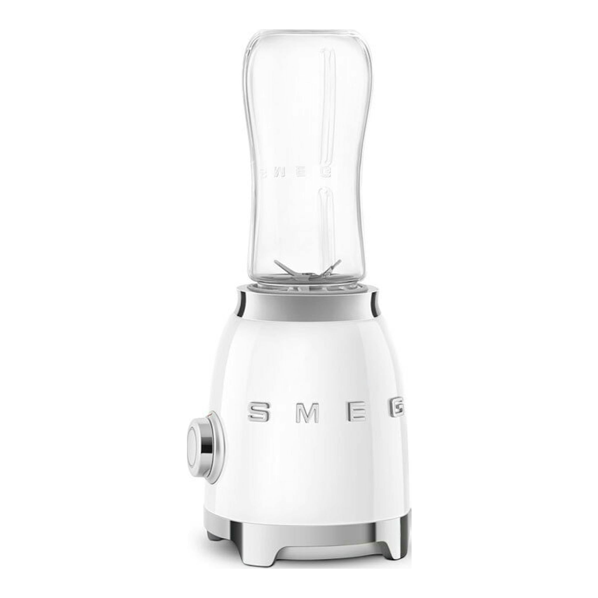 Batidora de vaso Smeg PBF01WHEU blanca, vista frontal, con vaso transparente y base cromada.