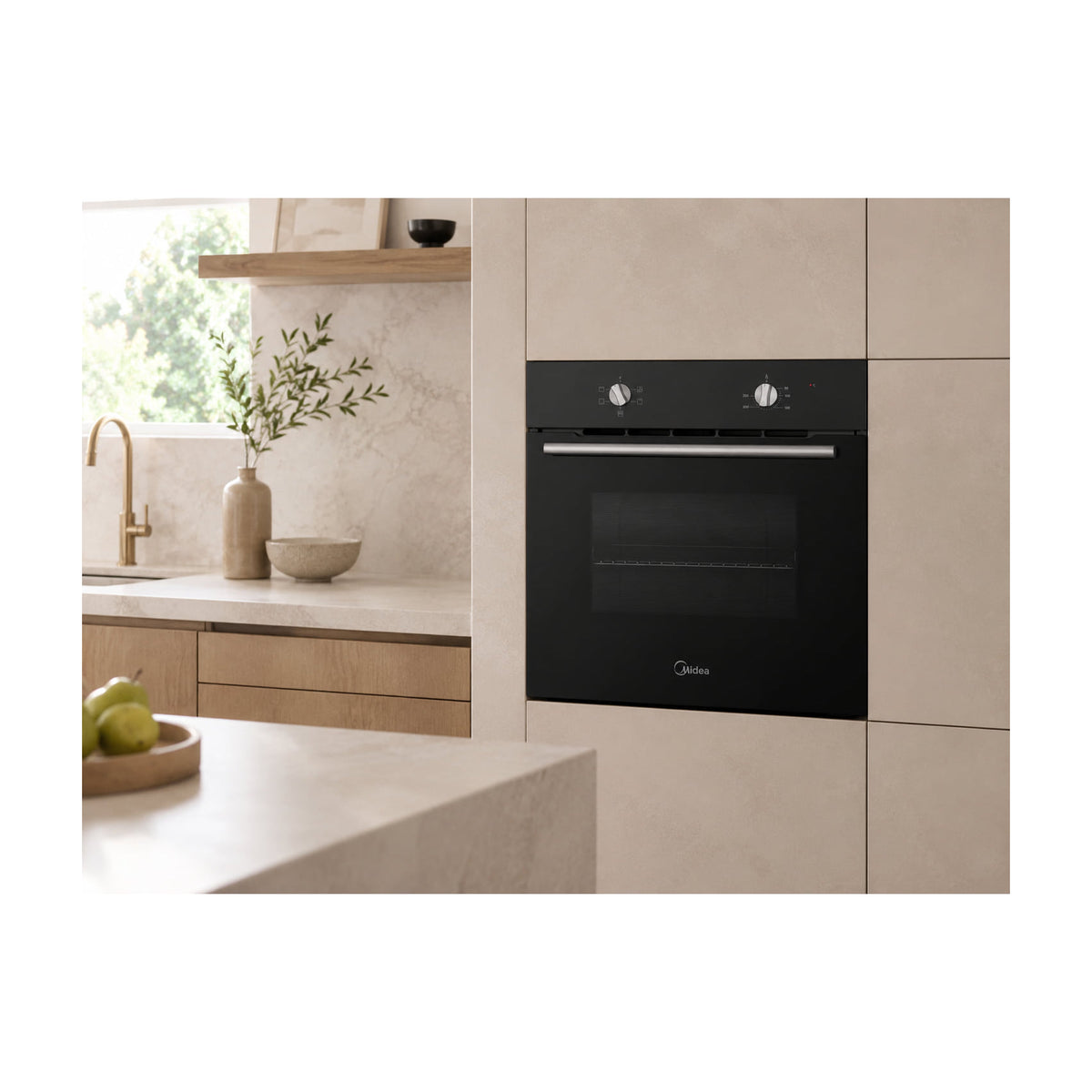 Horno convencional Midea MBO65M40M0-BK ST de 70 l, clase A