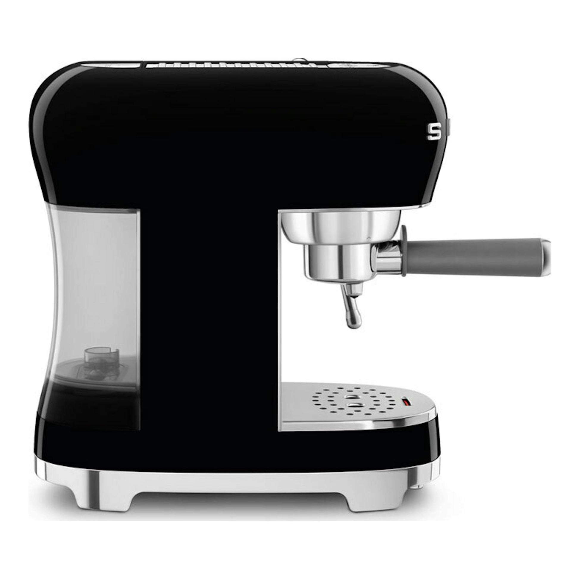 Cafetera espresso Smeg ECF02BLEU negra, vista lateral frontal, con portafiltro y bandeja metálica.