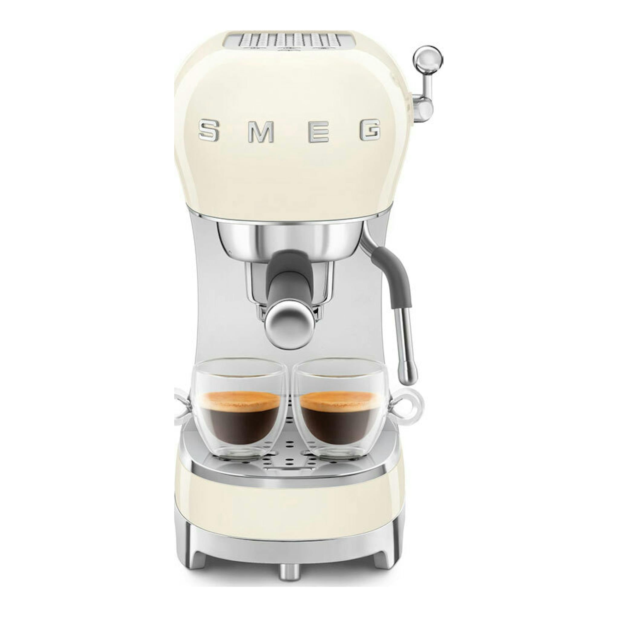 Cafetera expreso Smeg ECF02CREU crema, vista frontal, con dos tazas de café.