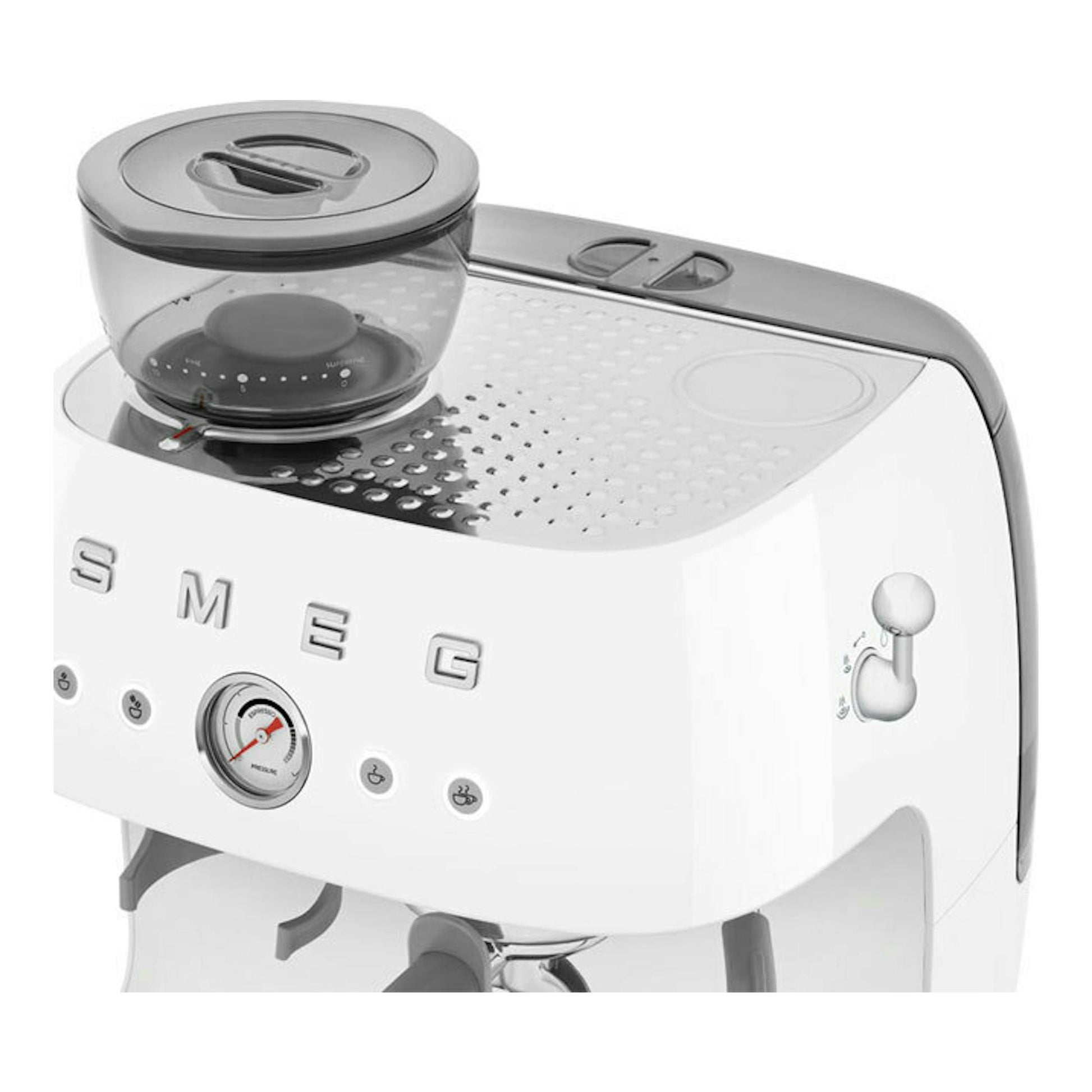 Cafetera espresso Smeg EGF03WHEU blanca, vista frontal en ángulo, con depósito superior transparente.