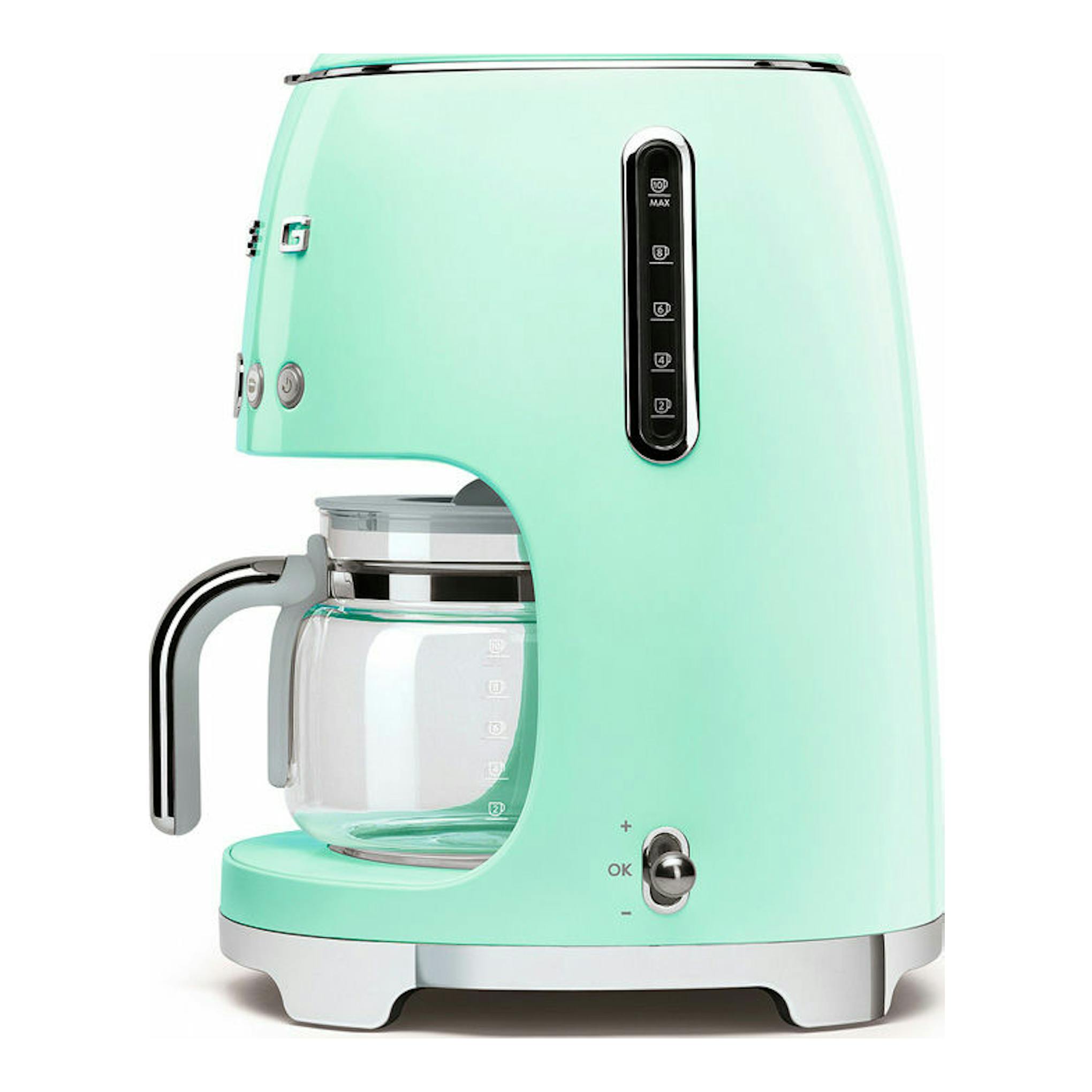 Cafetera de goteo Smeg DCF02PGEU verde pastel, vista frontal con jarra de vidrio.