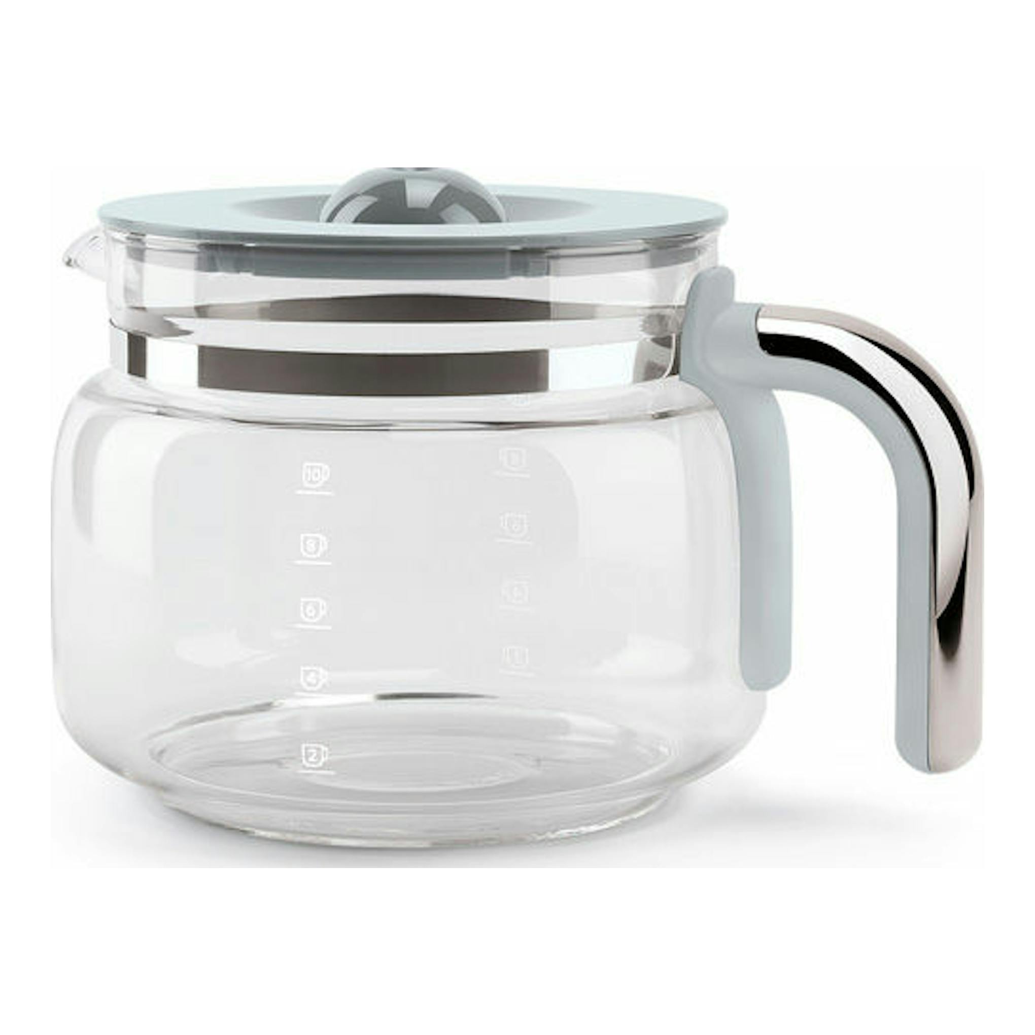 Cafetera de goteo Smeg DCF02RDEU, vista frontal, jarra de vidrio transparente con tapa y asa cromada.
