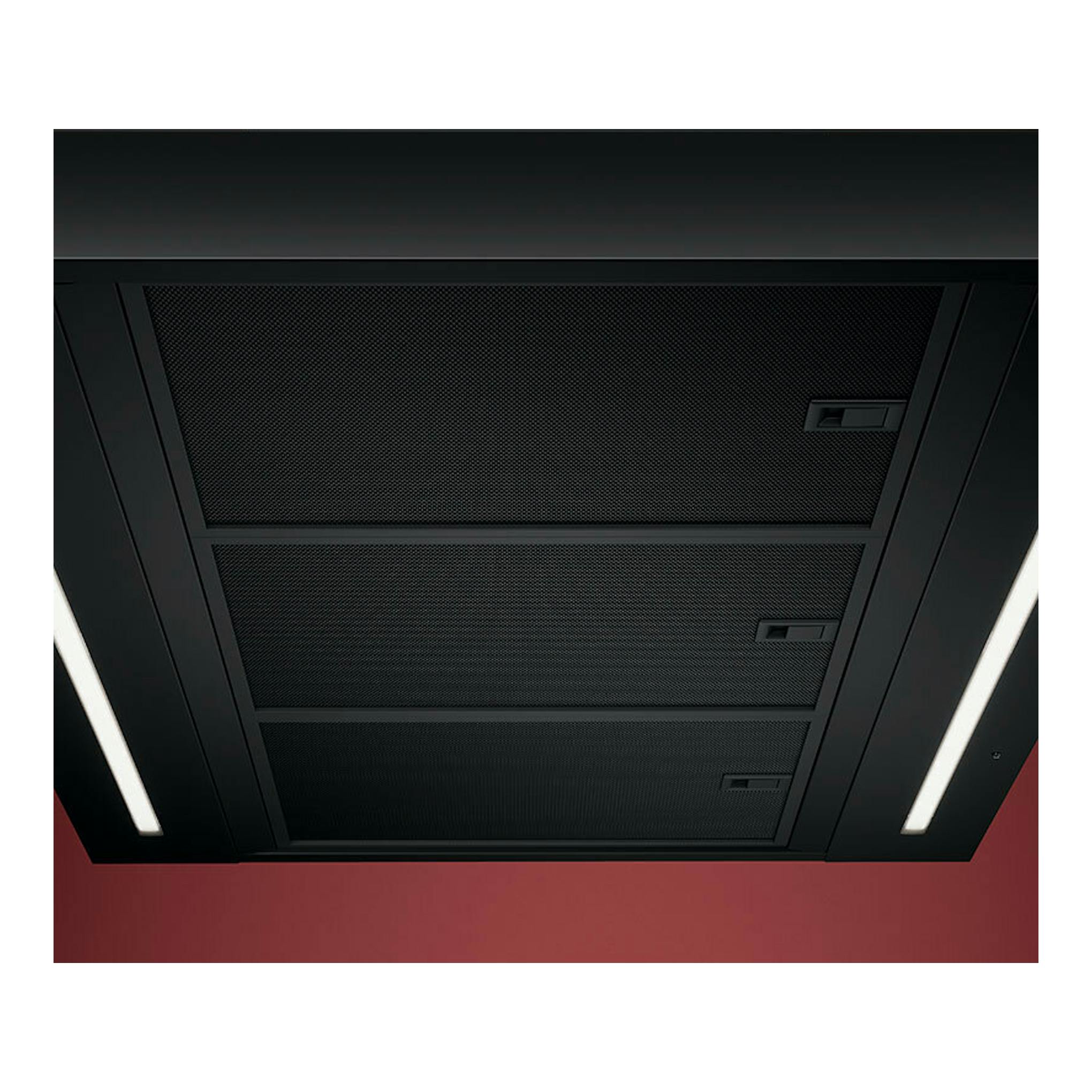 Campana decorativa AEG GI87D91CB negra mate, vista inferior con filtros y luces laterales LED.