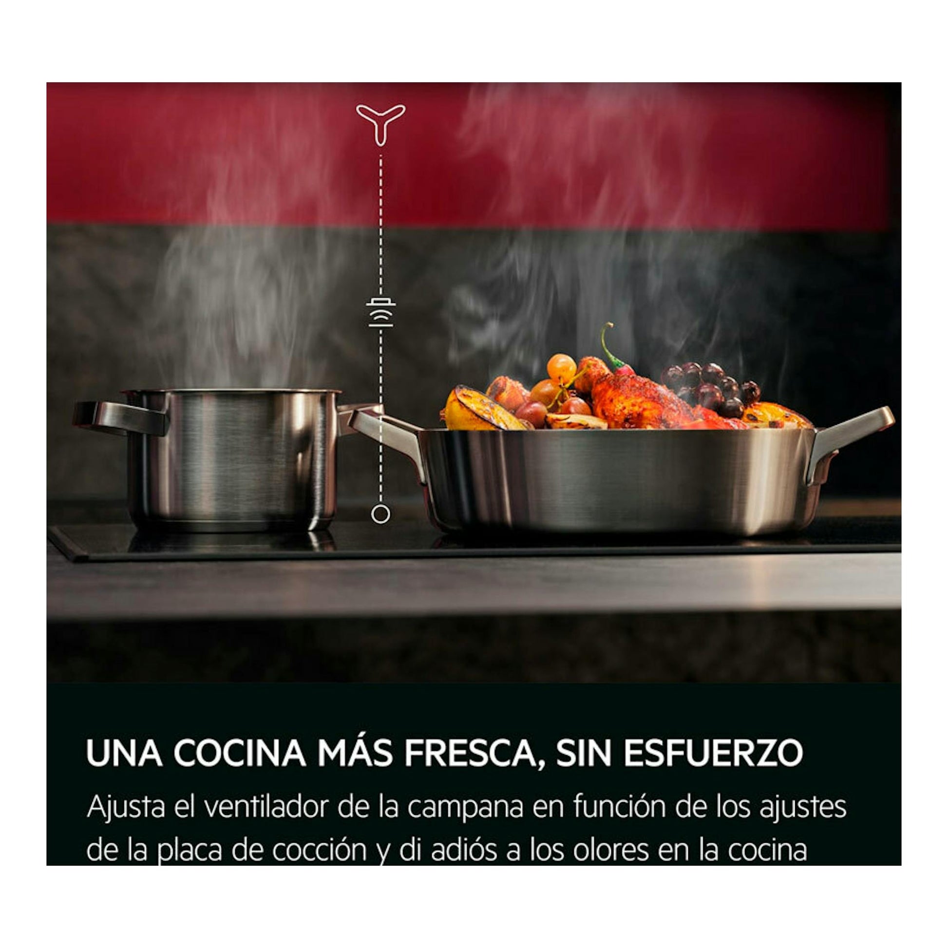 Campana decorativa AEG GV77D91SB de cristal negro, con ollas al fuego y humo sobre la placa.