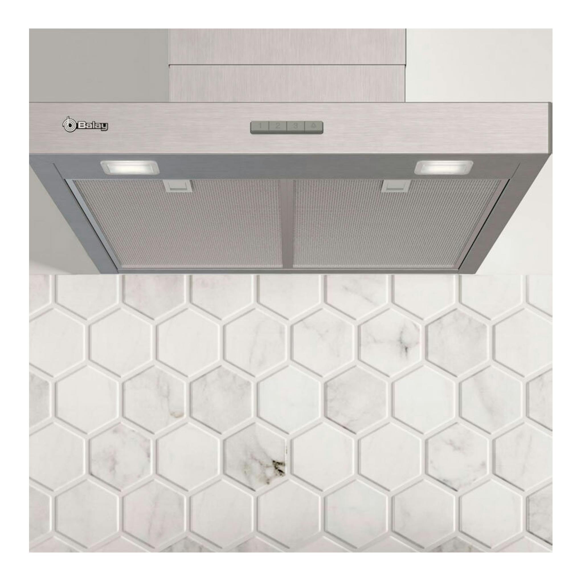 Campana decorativa Balay 3BC865MX inox 60 cm, vista frontal inferior, con filtros y luces LED.
