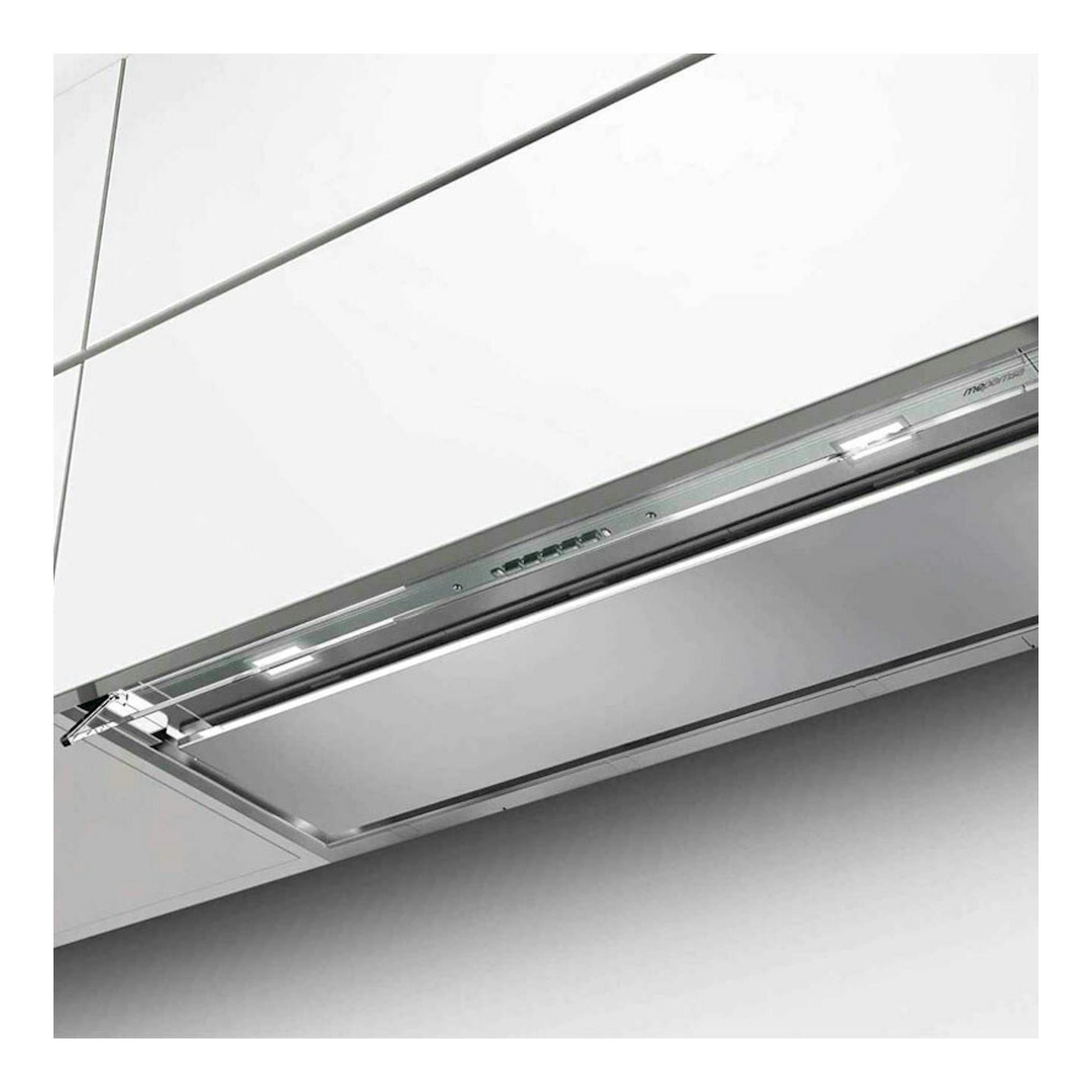 Campana extractora Mepamsa Secret Premium Inox, vista inferior inclinada en acero inoxidable.