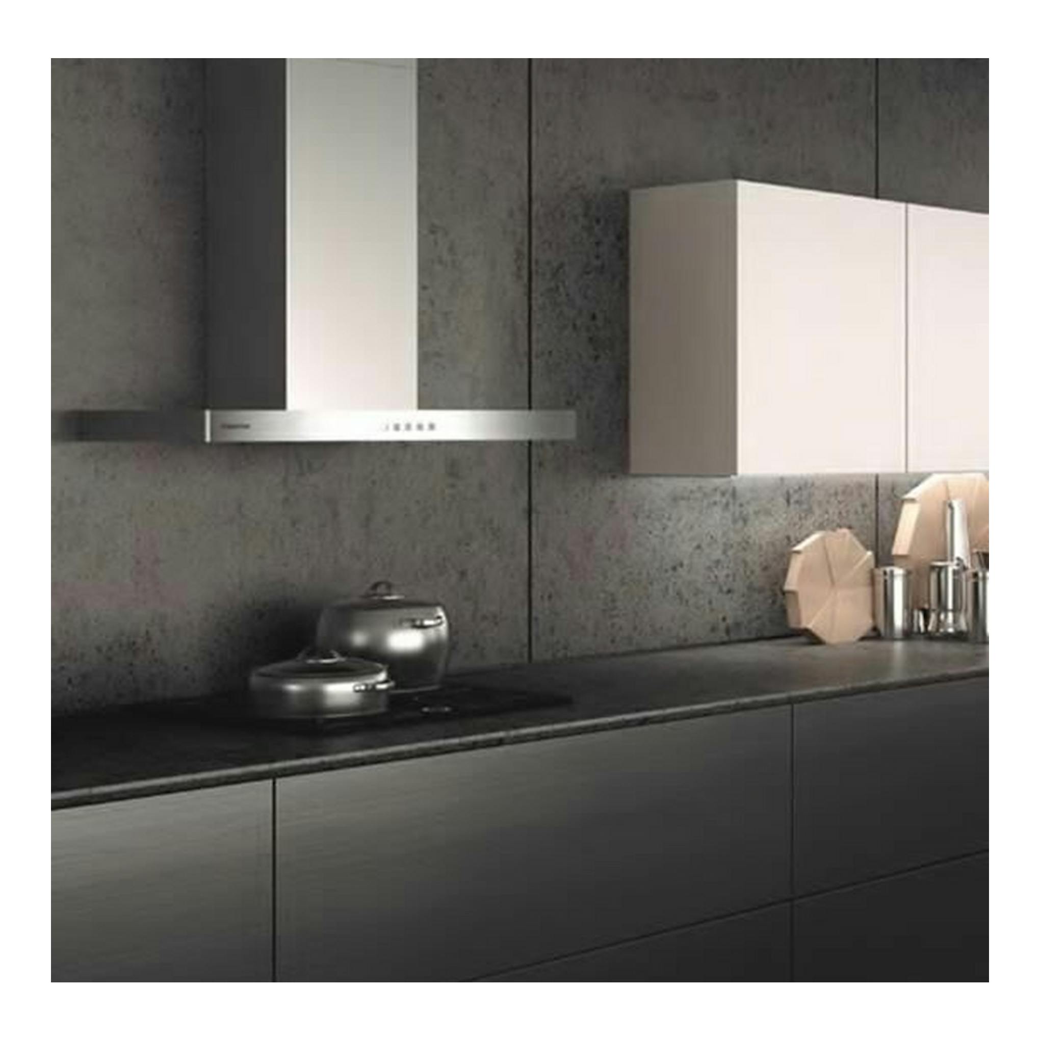 Campana extractora decorativa Mepamsa Stilo Green Power GP 90 X inox, vista frontal en cocina moderna.