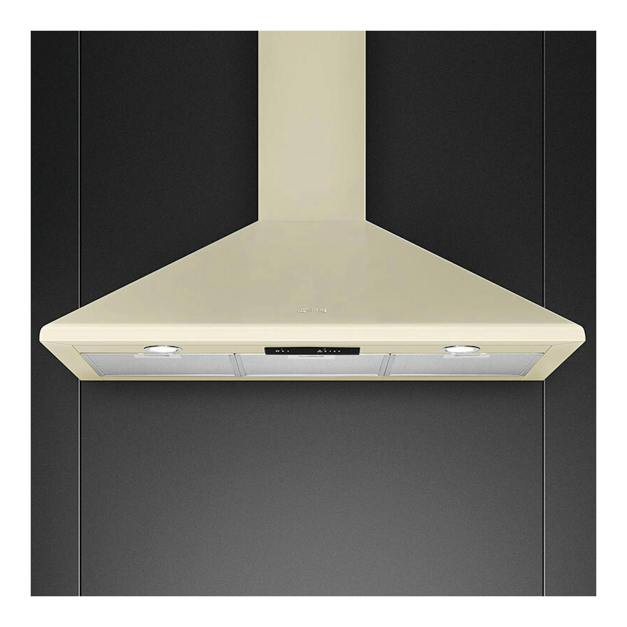 Campana decorativa Smeg KSED95PE crema, vista frontal, sobre fondo negro.