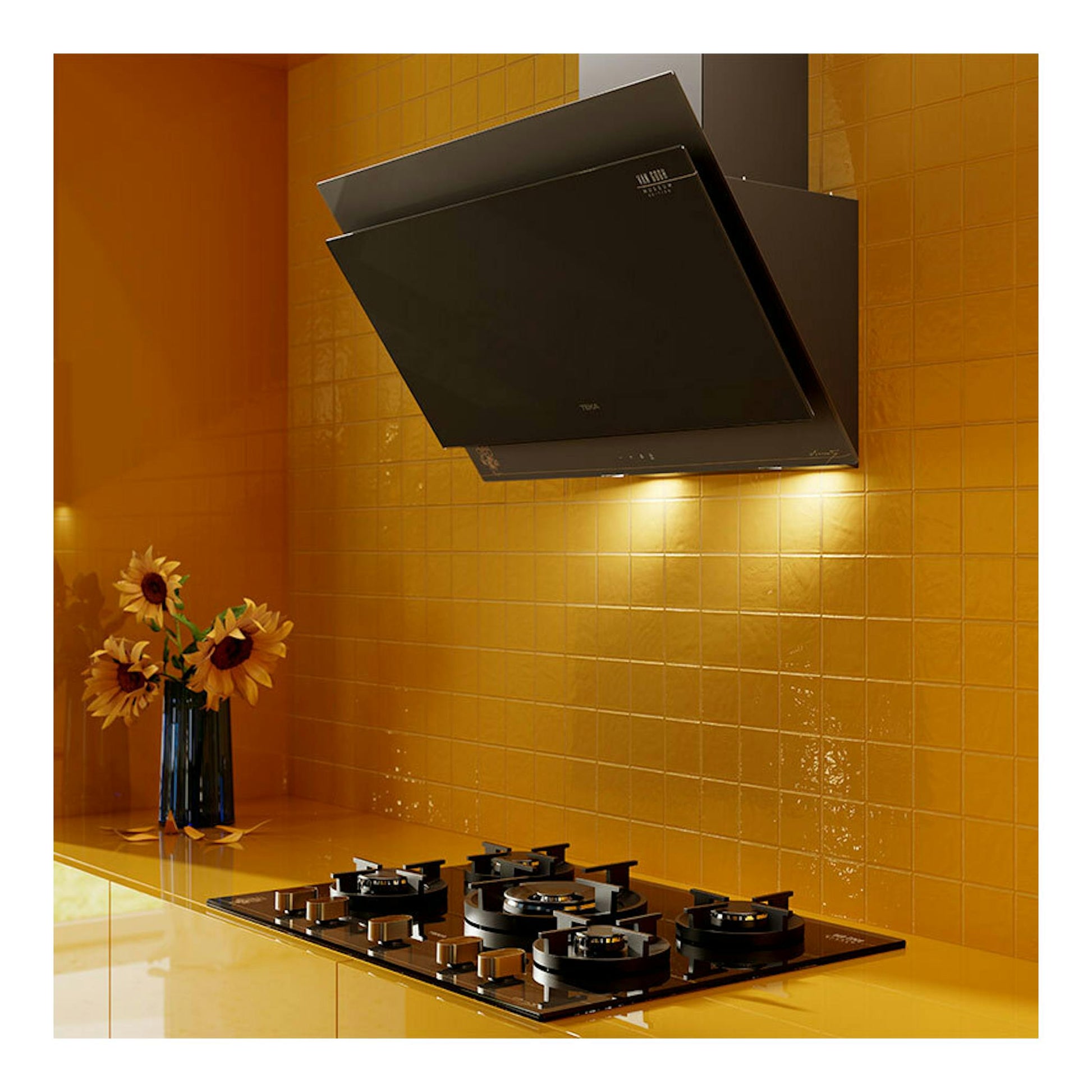 Campana decorativa Teka DVTVG78660VGOGH negra, vista frontal en cocina con azulejos amarillos.