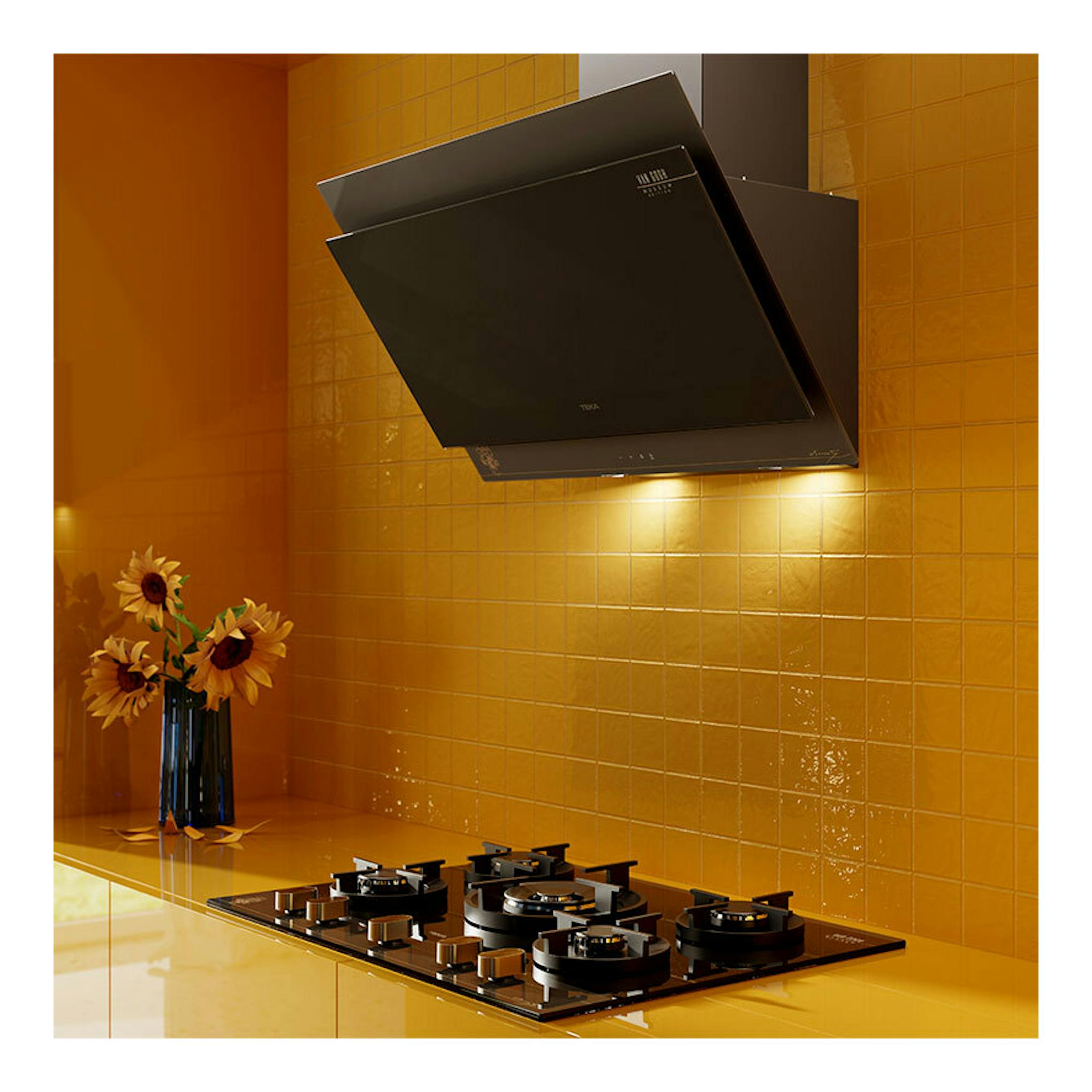 Campana decorativa Teka DVTVG78660VGOGH negra, vista frontal en cocina con azulejos amarillos.