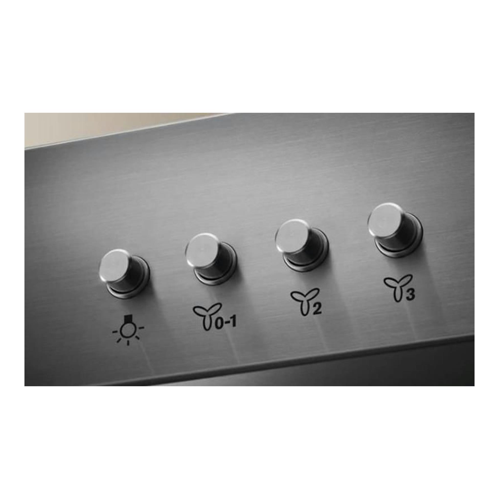 Primer plano del panel frontal de la campana Zanussi ZHC92462XA inox, en acero inoxidable, con cuatro mandos.