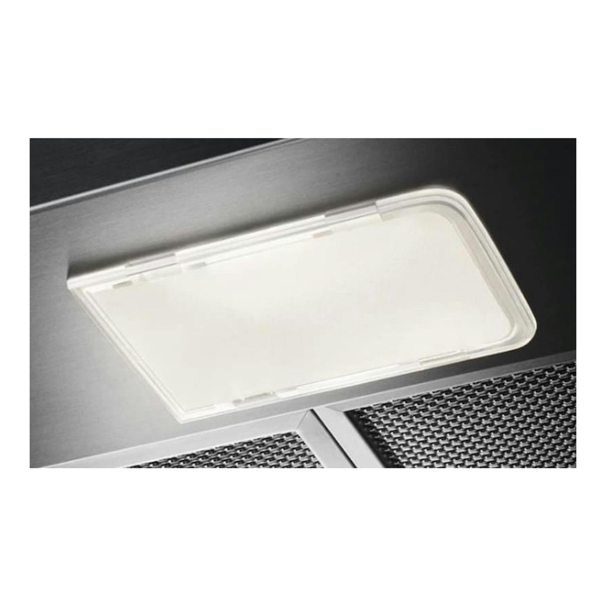 Campana extractora Zanussi ZHC92462XA en inox, vista inferior parcial con luz rectangular y filtros metálicos.