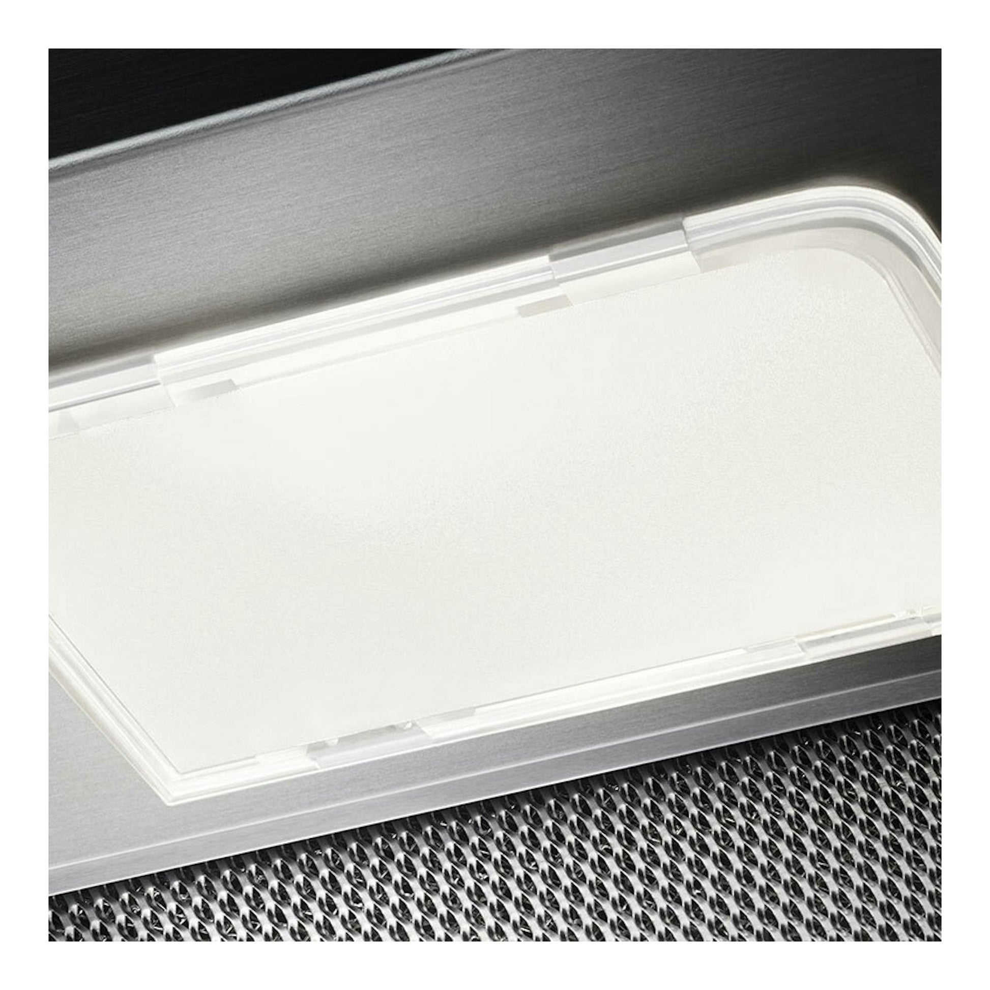 Campana extractora Electrolux LFC316X en inox, vista en primer plano del panel y rejilla metálica.