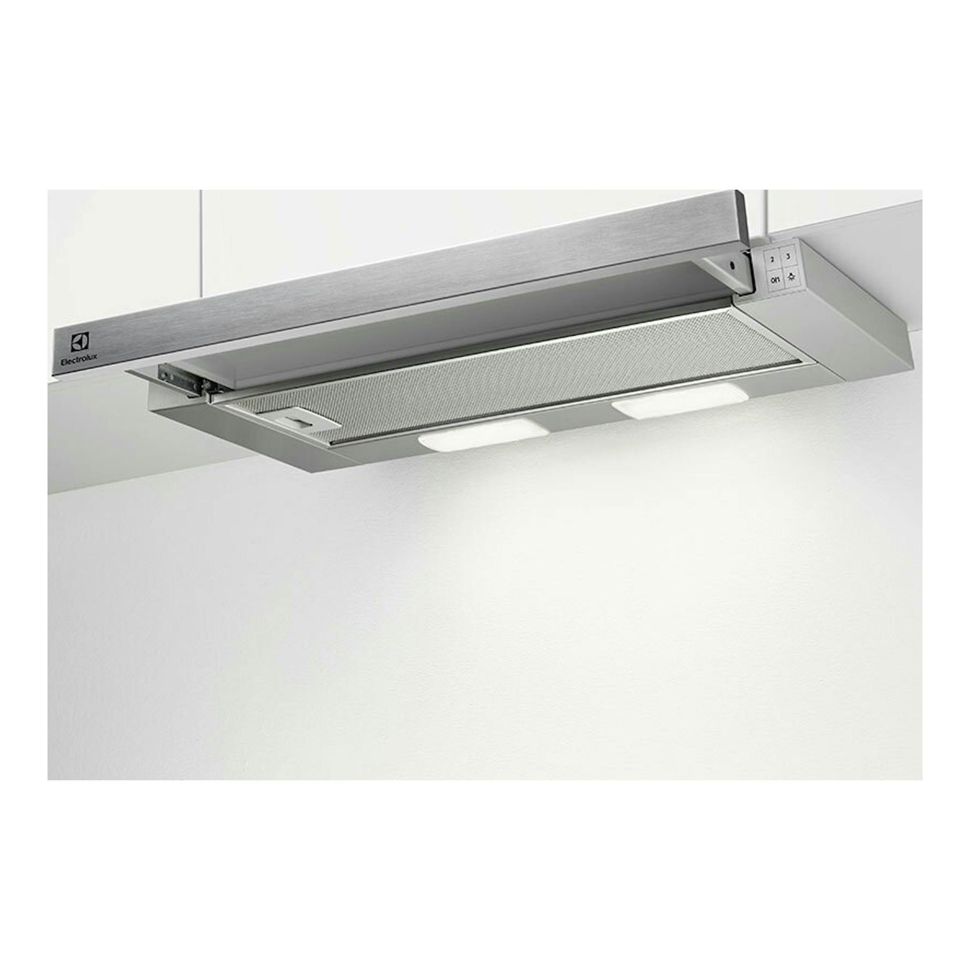 Campana extractora Electrolux LFP226S inox, vista inferior bajo mueble, con luz y panel frontal.