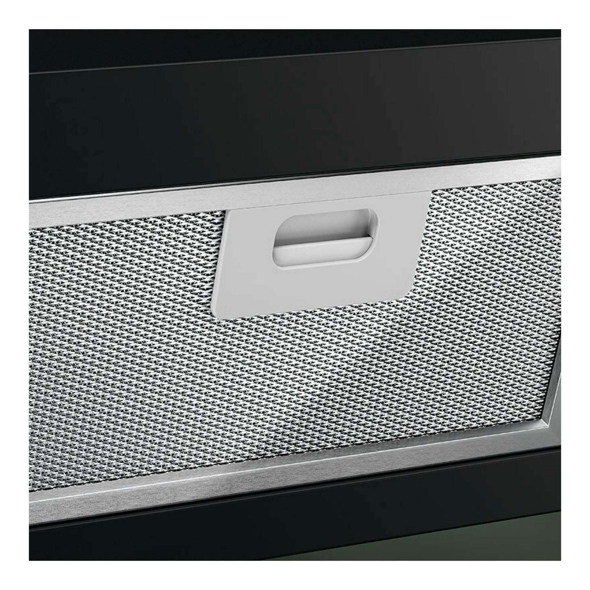 Campana Electrolux LFV439K negra, vista en primer plano del filtro metálico y panel frontal.