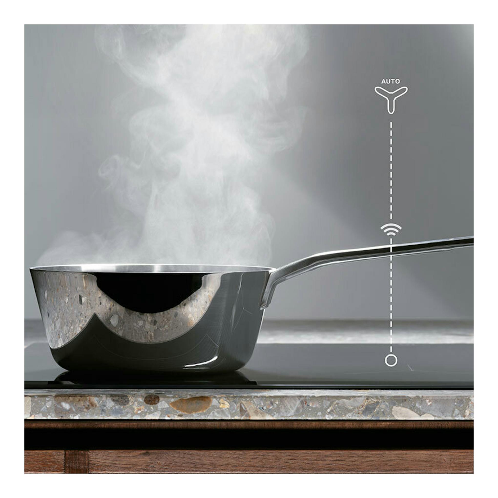 Sartén en vitrocerámica con vapor y gráfico AUTO, ilustración de campana Electrolux LFV439K negra