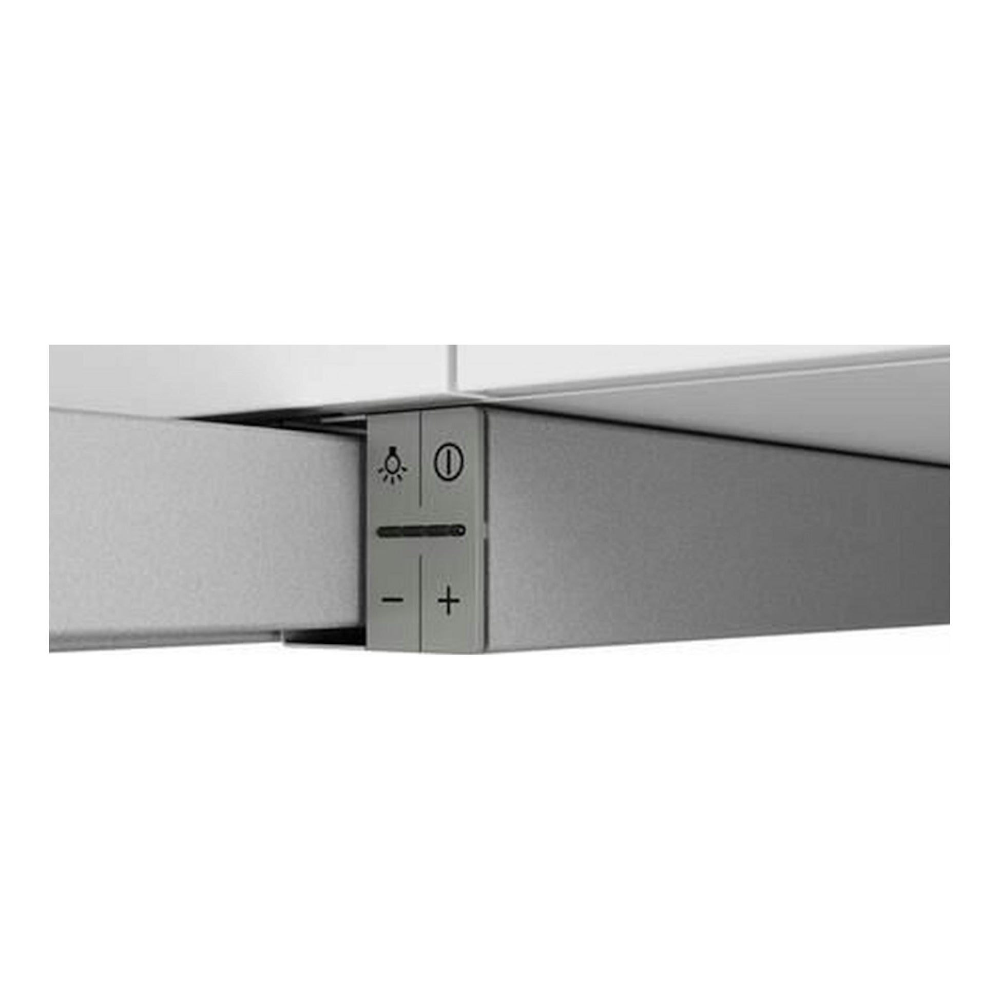Campana extractora extraíble Bosch DFS067A51 en inox, vista frontal parcial del panel de mandos bajo armarios blancos.