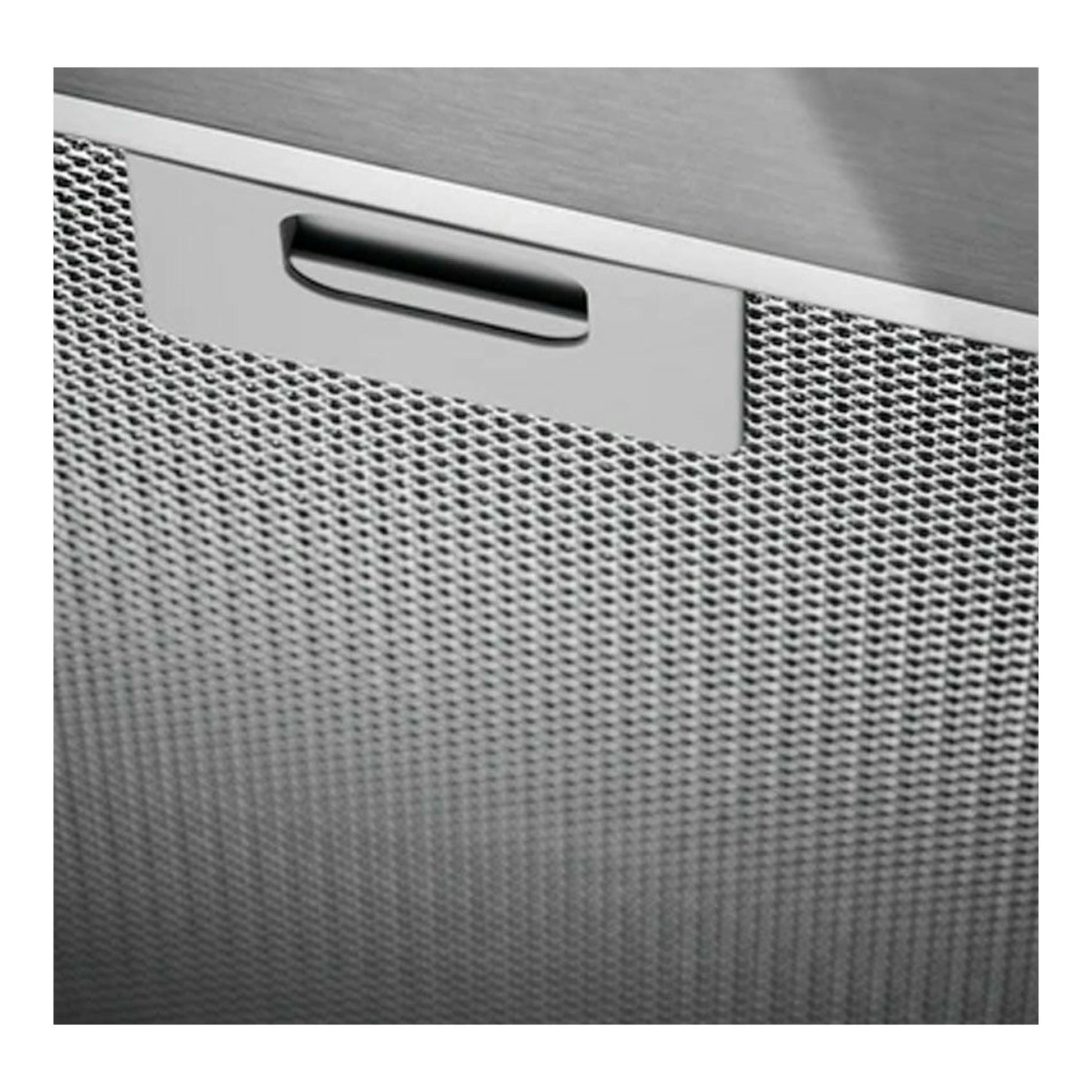 Campana extraíble Electrolux LFP616X de acero inoxidable, vista frontal en primer plano.