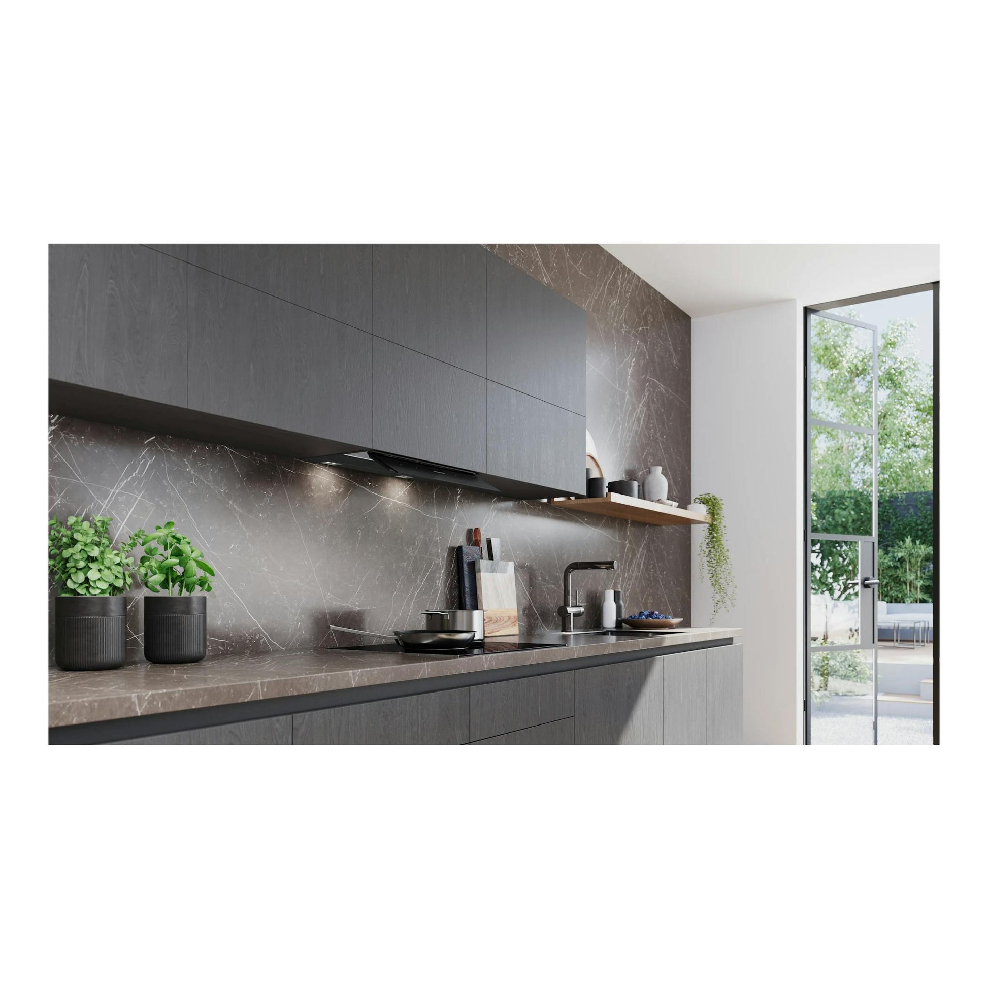Campana integrable Siemens LJ67BDP60 en negro, vista frontal bajo armarios de cocina moderna.