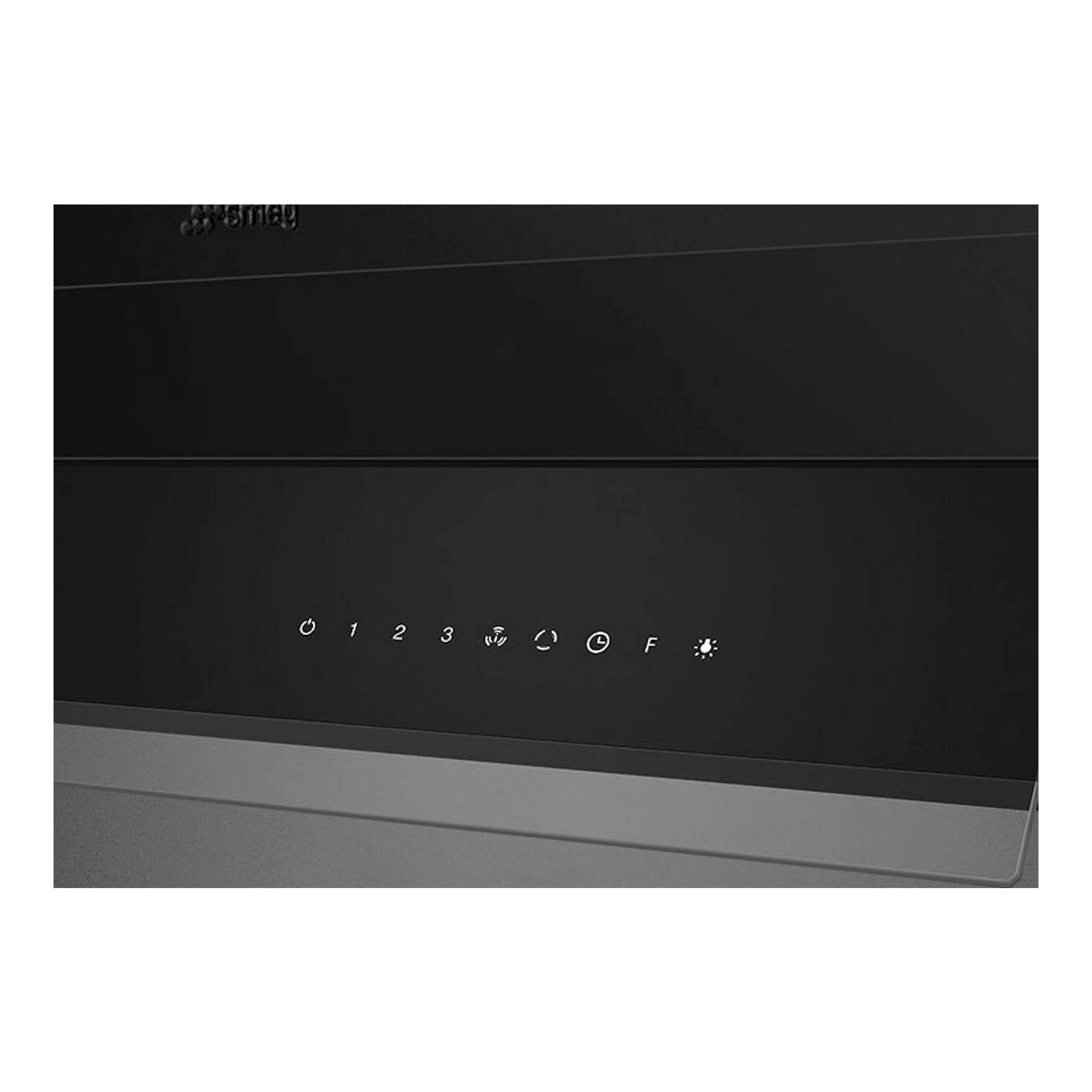 Campana integrable Smeg KSGT64BLV negra, vista frontal parcial con panel táctil y logo Smeg.
