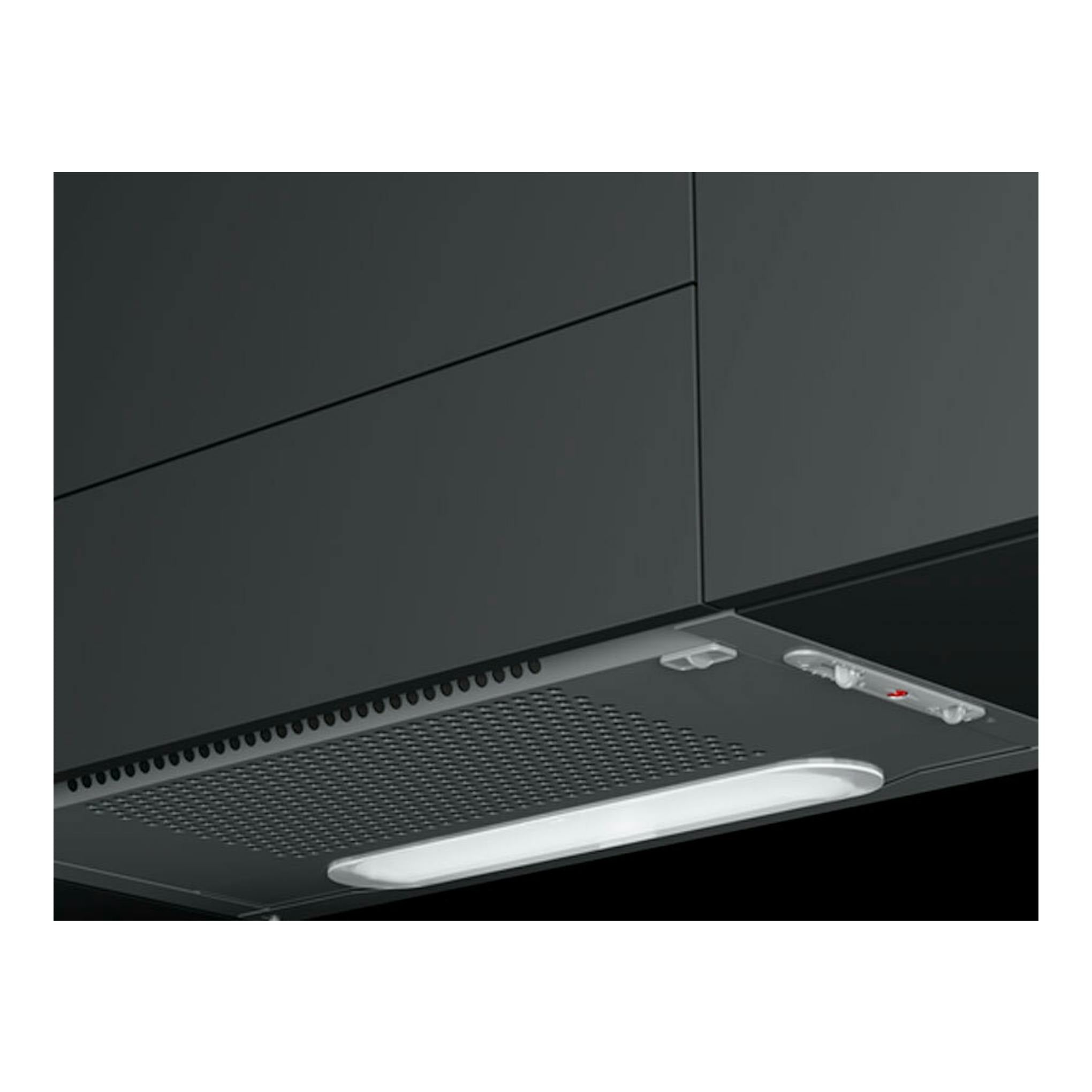 Campana integrable Teka XT262030SOS blanca, vista inferior, instalada bajo mueble.