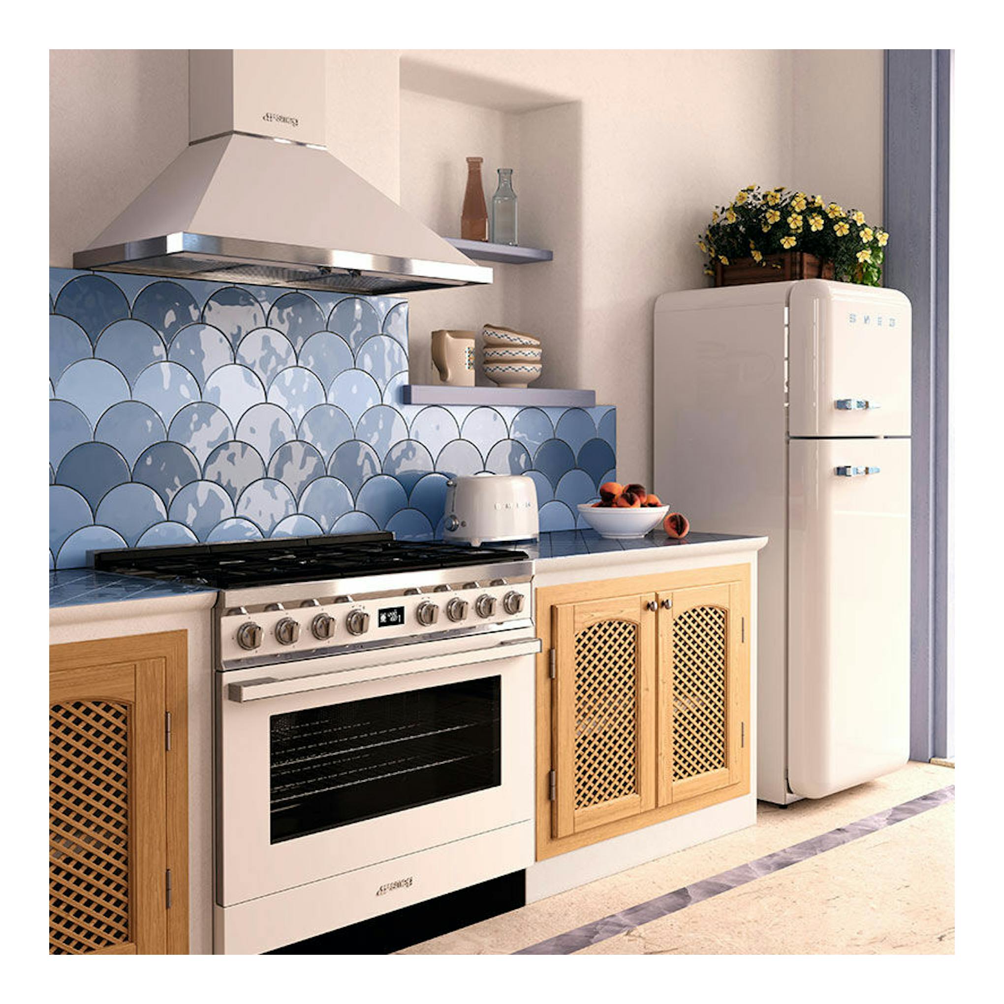 Cocina Smeg CPF9GPWH blanca de 90 cm, vista frontal, con horno y mandos metálicos en una cocina.