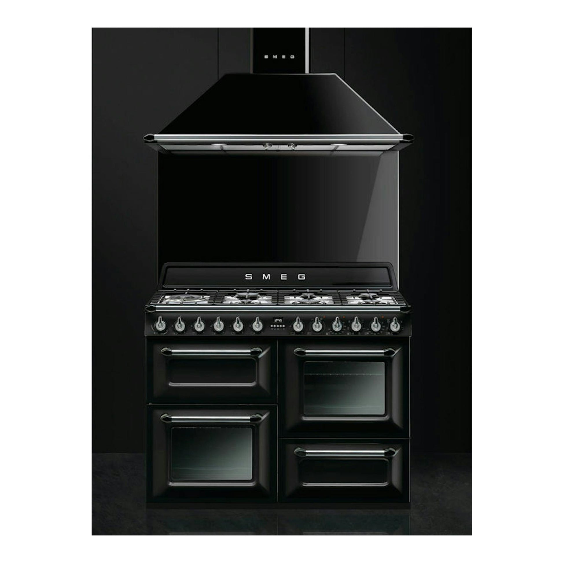 Cocina Smeg TR4110BL1 negra, vista frontal, con placa de gas y doble horno.