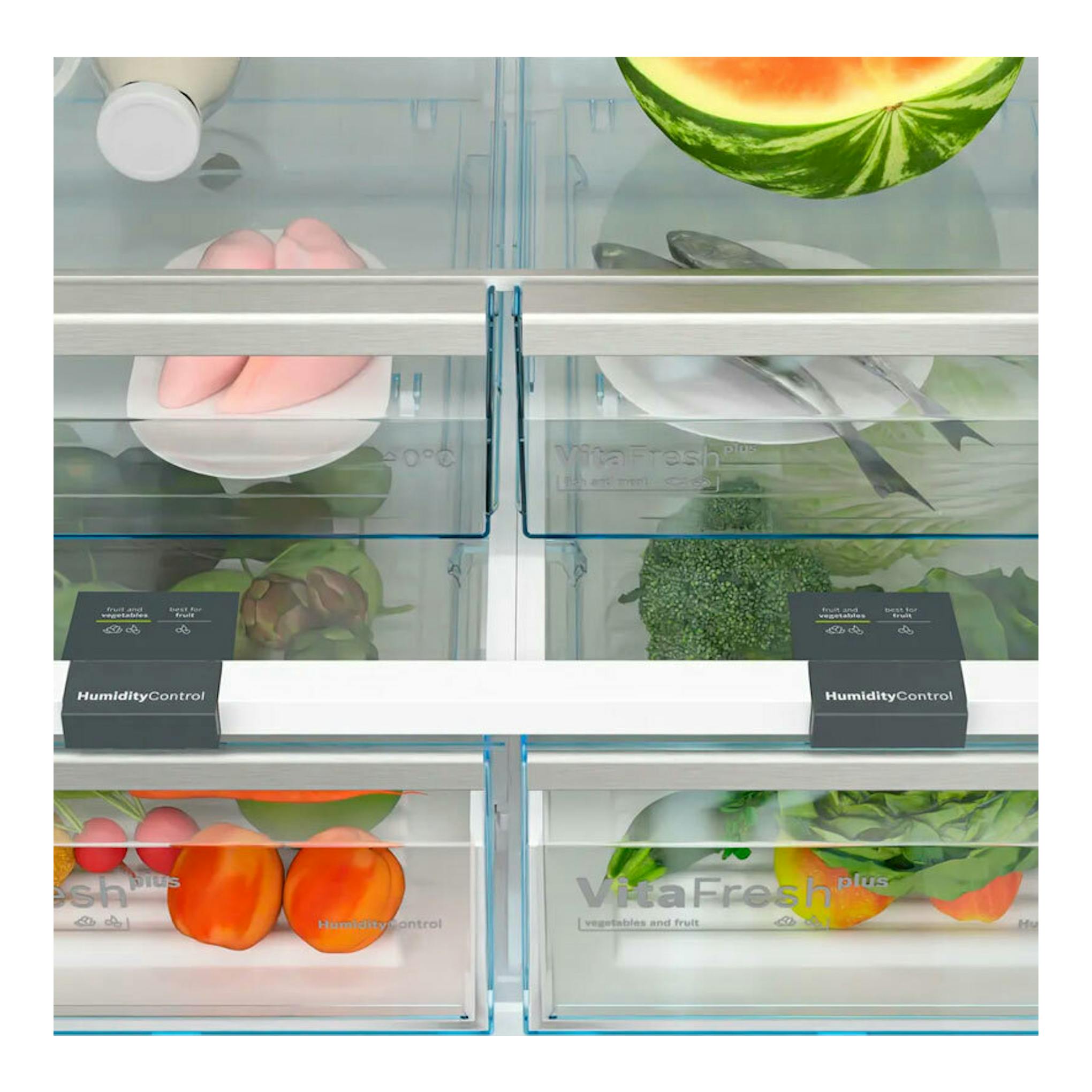 Interior de combi Bosch KGN86AIDR, vista frontal, con cajones VitaFresh y HumidityControl y alimentos.