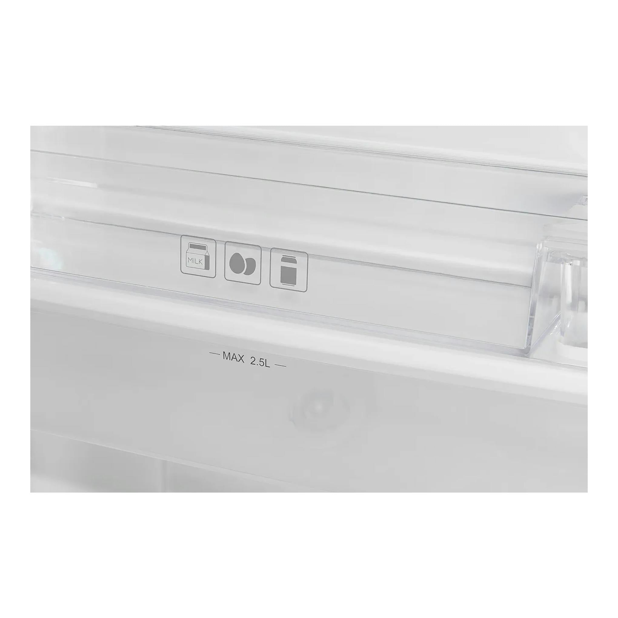 Interior de frigorífico combi Exquisit KGC265-70-WS-040E, cajón transparente con marcas de 2,5 L.