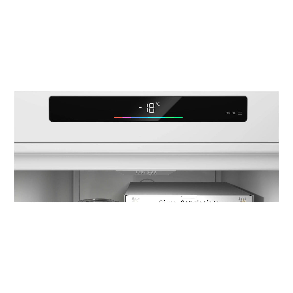 Congelador Bosch GSN36VLDG blanco, vista frontal, panel negro con pantalla de -18 °C y cajón abierto.