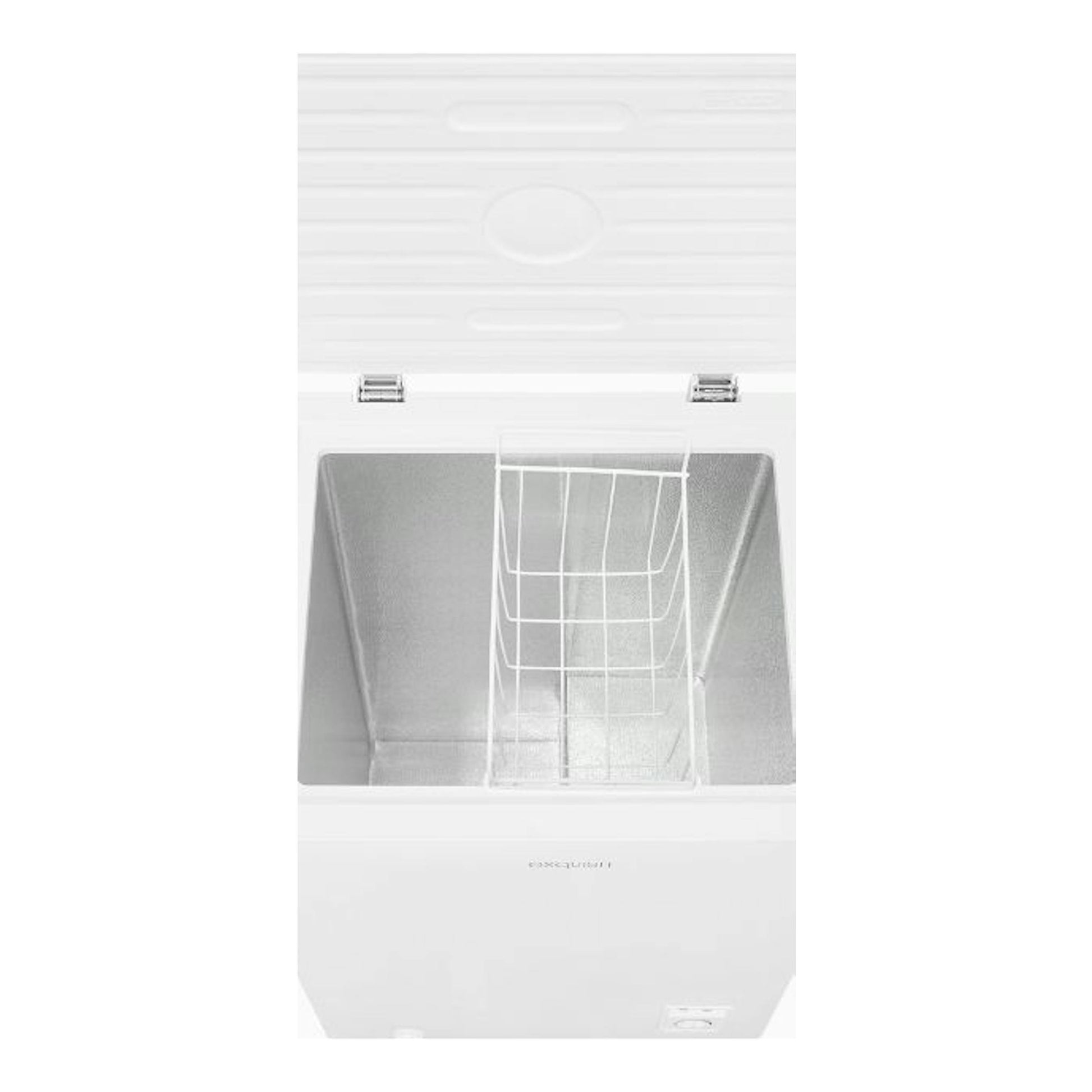 Congelador horizontal Exquisit GT100-050E blanco, vista superior con tapa abierta y cesta interior.