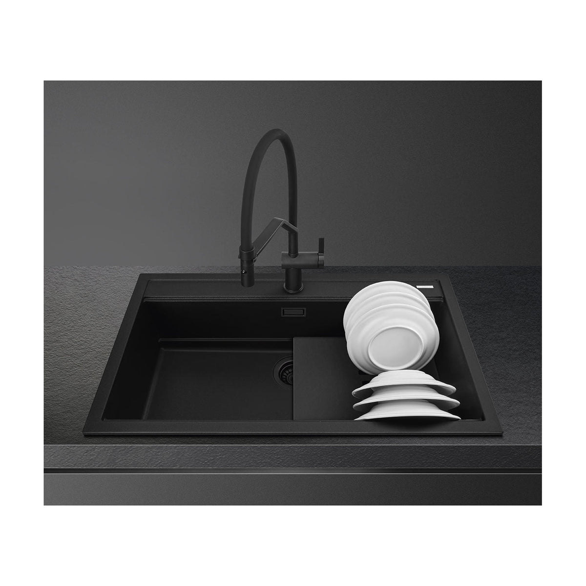 Fregadero Smeg VSGX860MN de granito compuesto, negro, una cubeta