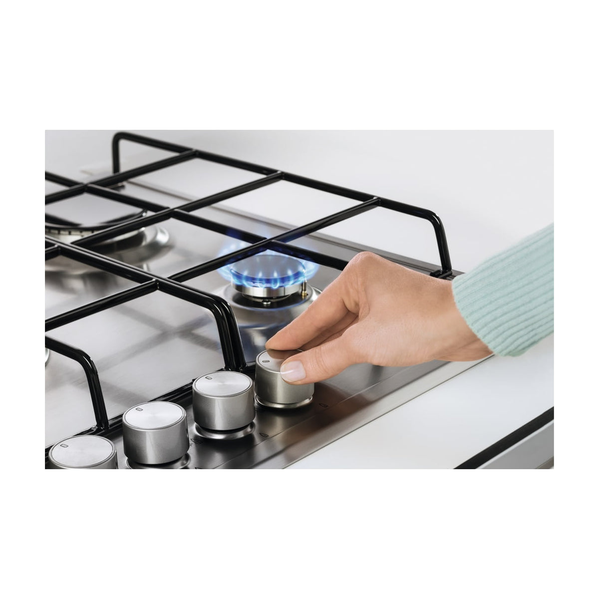 Placa de gas Electrolux KGS6404SX, 4 zonas y 60 cm, inox antihuellas