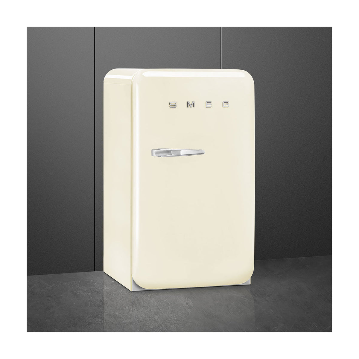 Frigorífico de una puerta Smeg FAB10RCR6, 122 l, crema