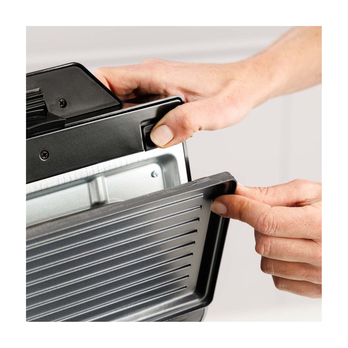Sandwichera Taurus Miami Legend, 900 W y 3 placas intercambiables
