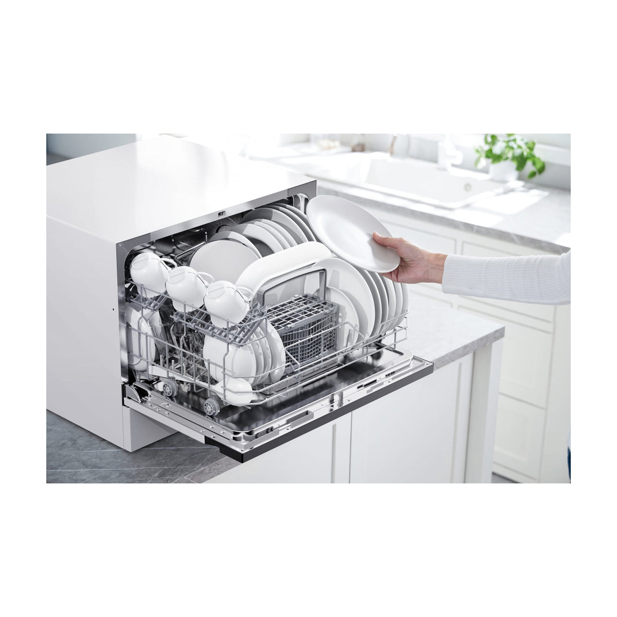 Lavavajillas compacto Midea MTD55S400W-GR de 6 cubiertos con Wi-Fi