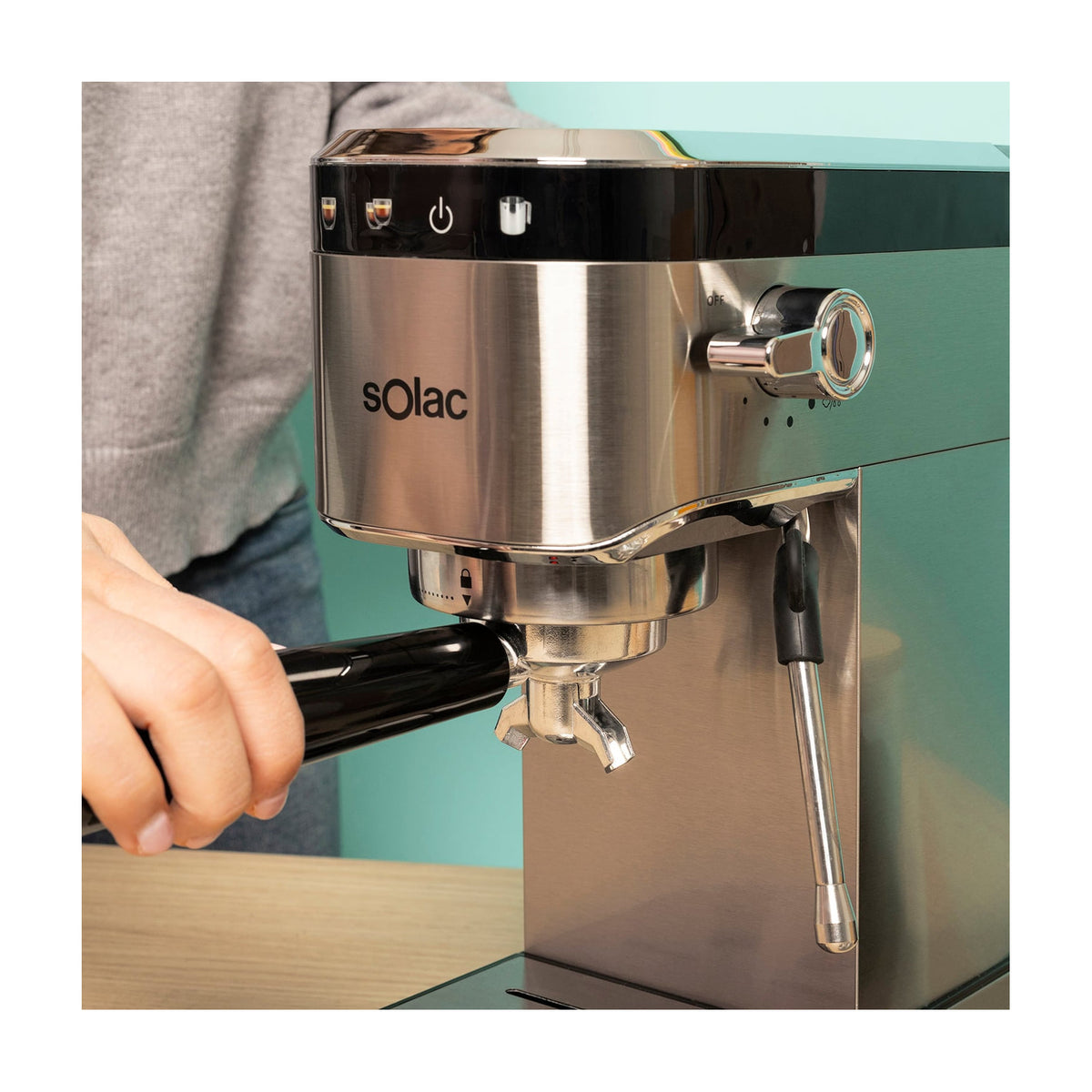 Cafetera espresso Solac Taste Slim D20 Inox CE4525, 20 bar y control táctil