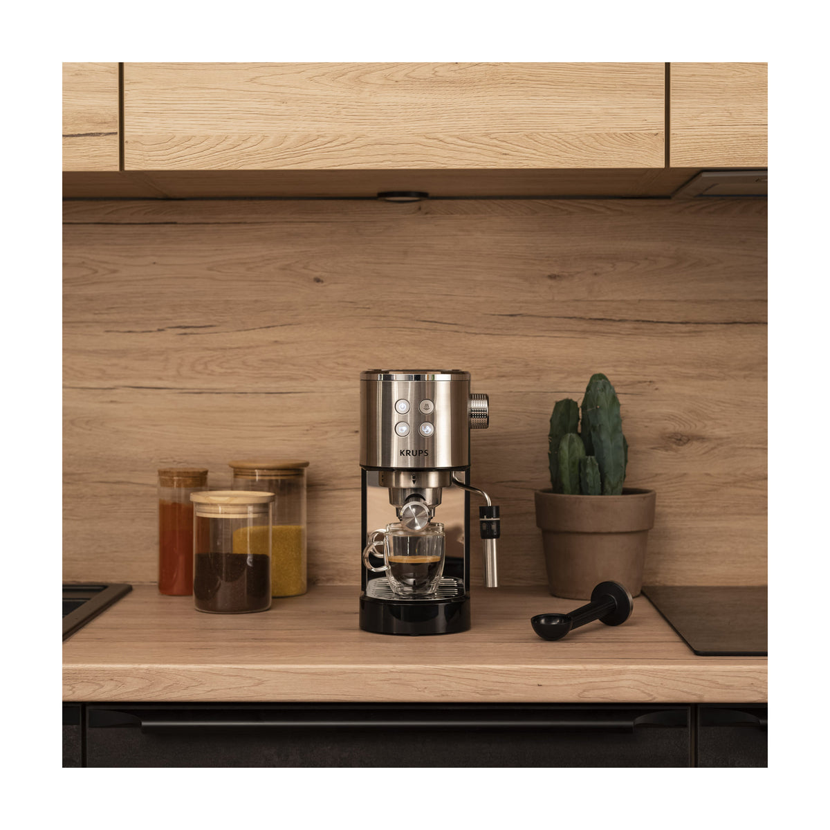 Cafetera espresso Krups Virtuoso+ XP444C10, 15 bares y vaporizador manual