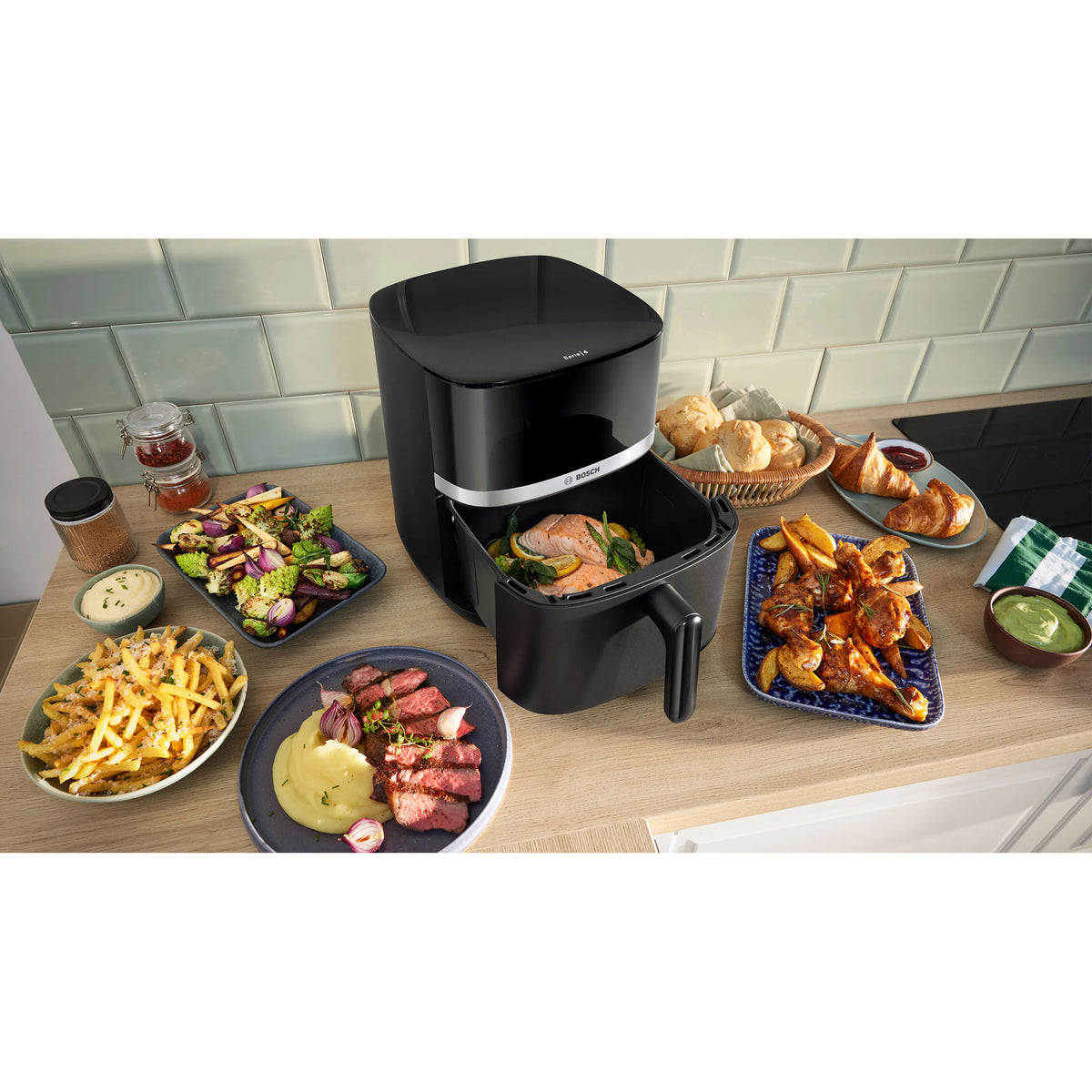 Freidora de aire Bosch MAF462B0 Serie 4, 6,1 l y 2050 W